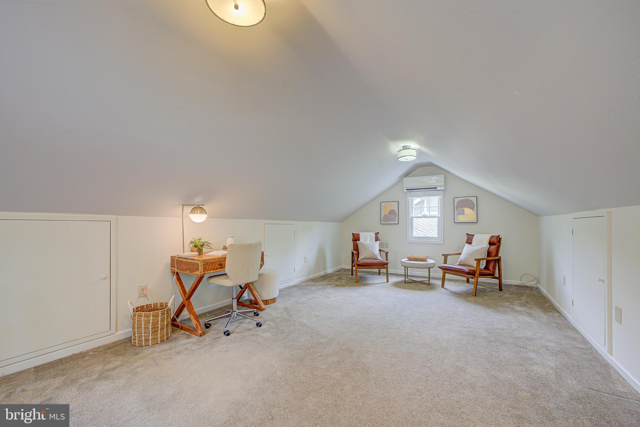 UNIVERSITY PARK - Residential