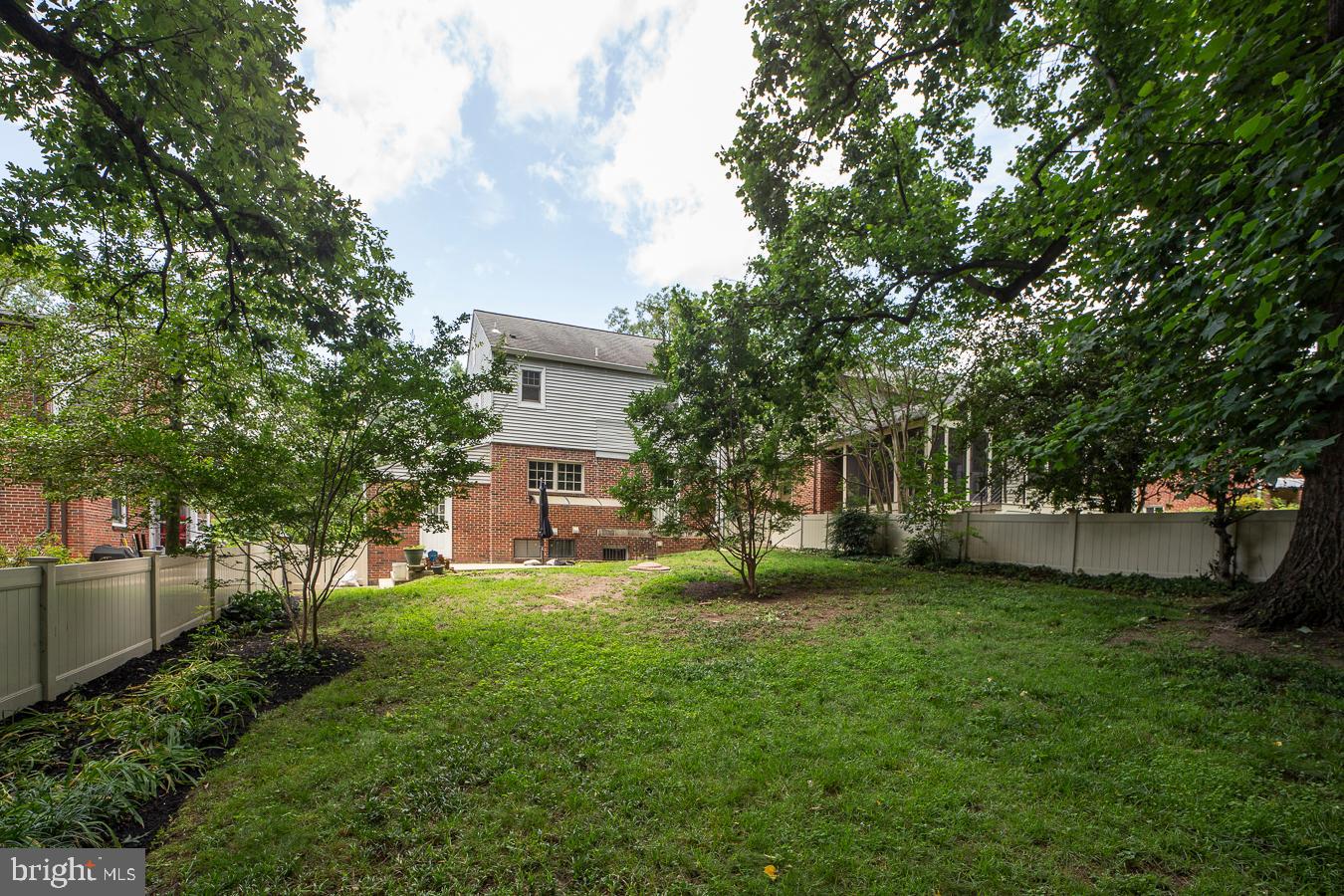 UNIVERSITY PARK - Residential