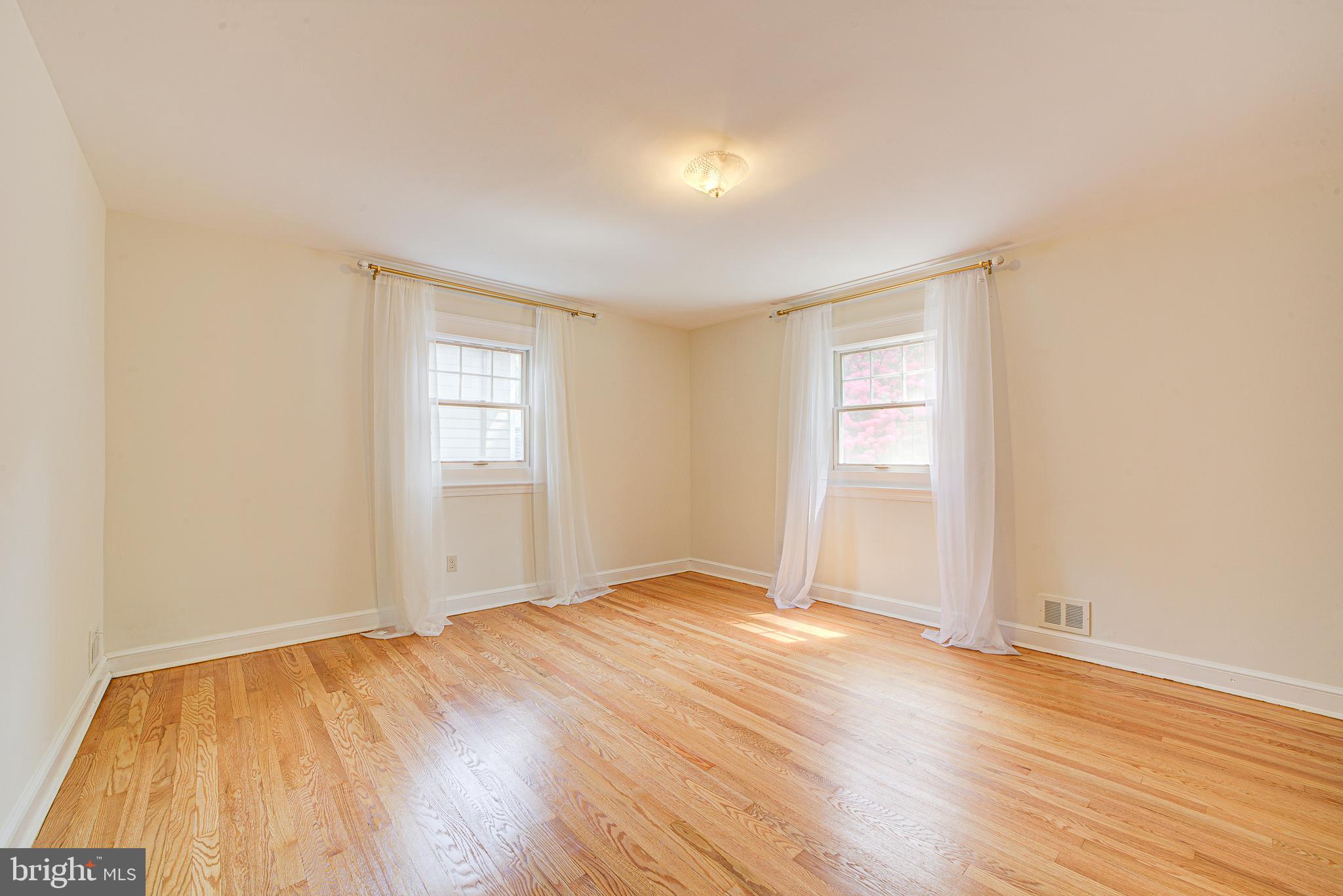 UNIVERSITY PARK - Residential