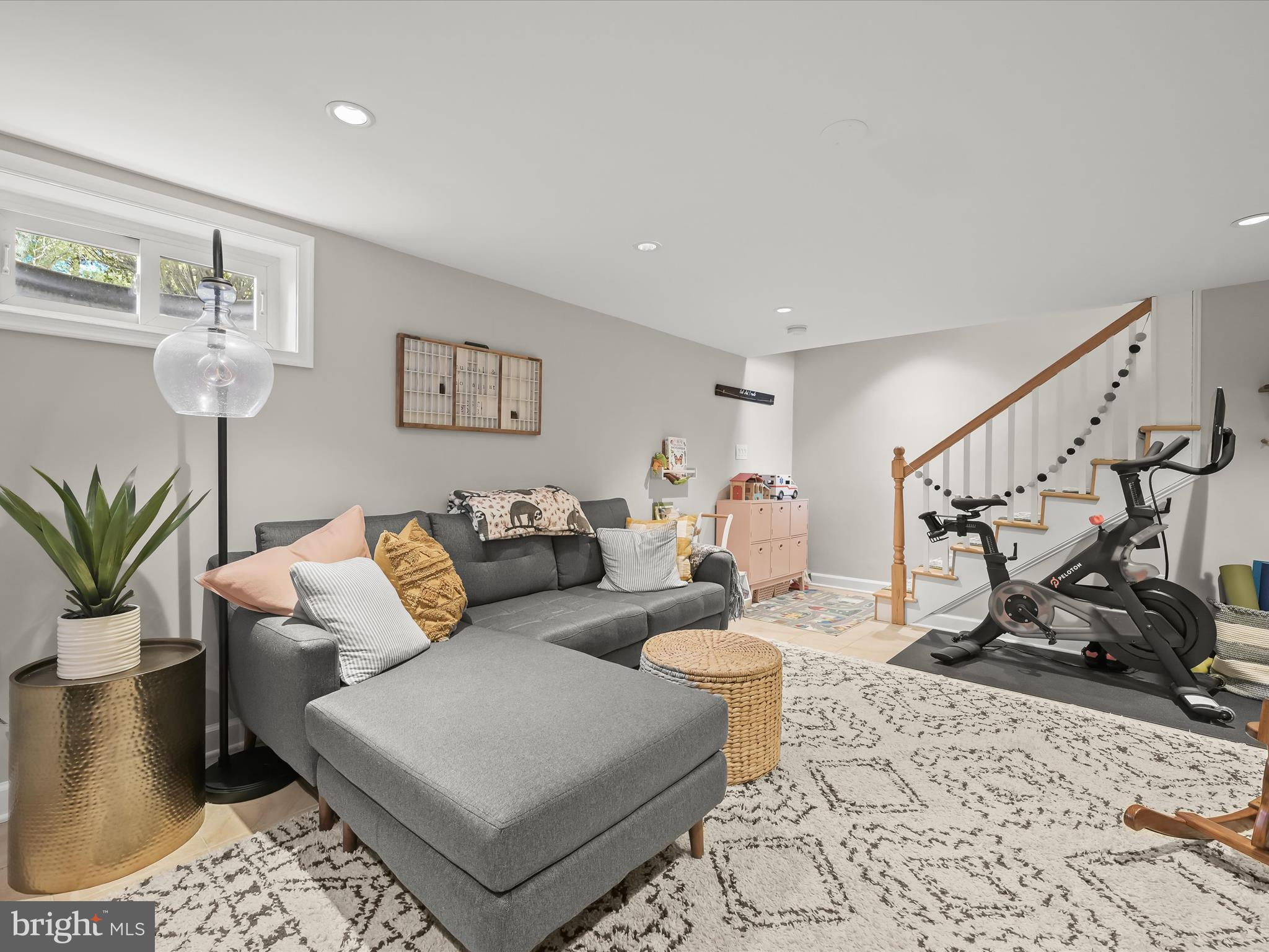 INDIAN SPRING CLUB ESTS - Residential