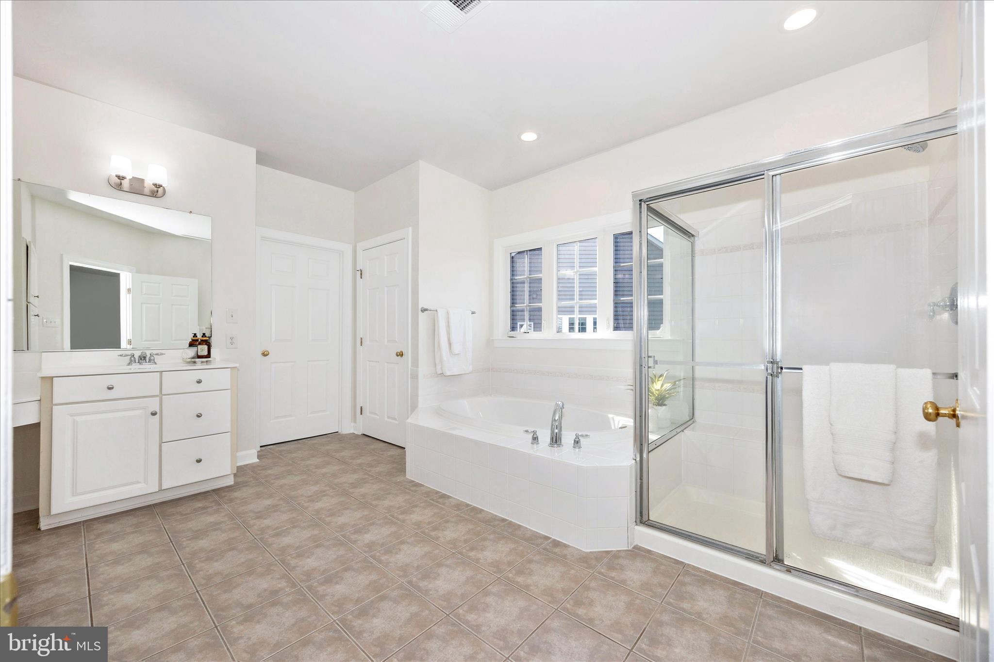 VILLAGES OF URBANA - Residential