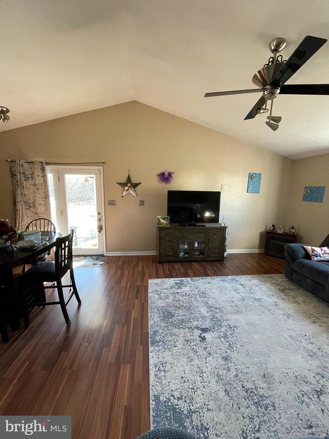 SYLVAN GROVE - Residential