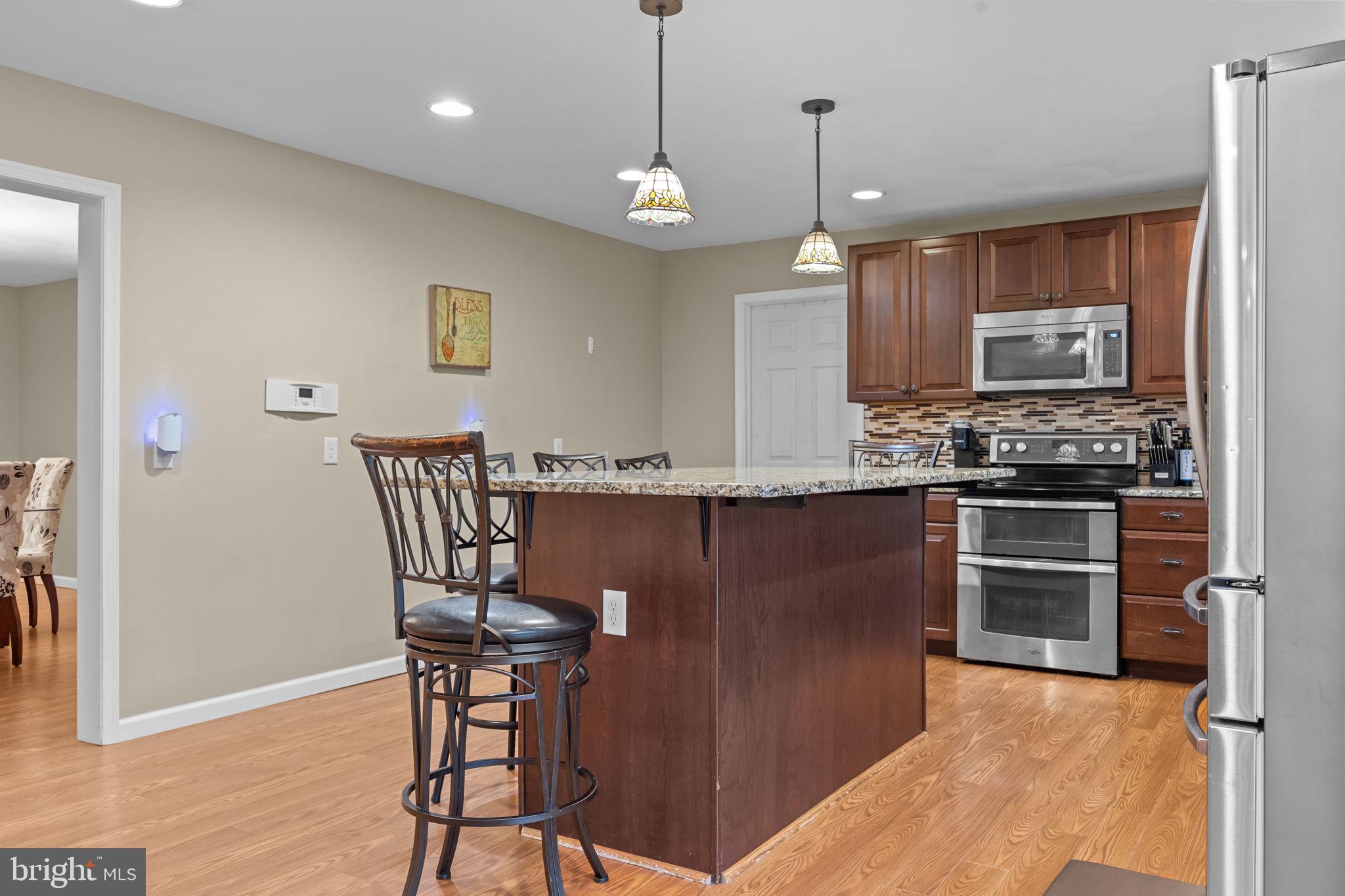 MAKEFIELD RIDGE - Residential