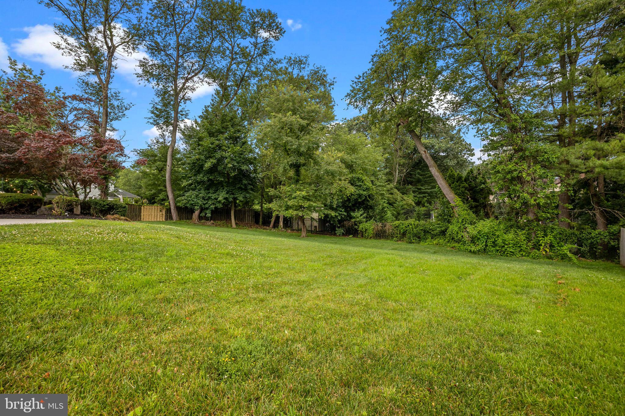 MAKEFIELD RIDGE - Residential