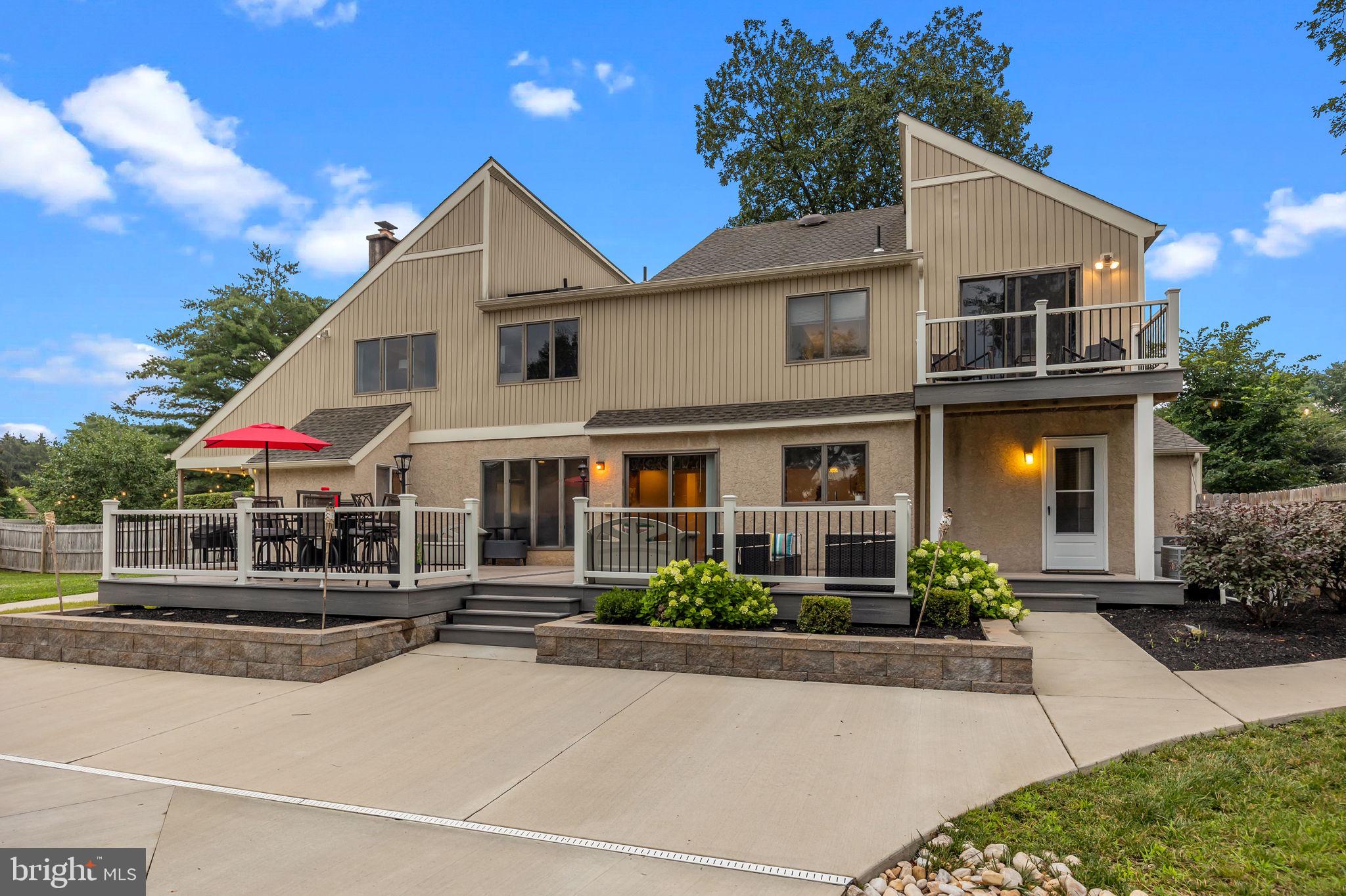 MAKEFIELD RIDGE - Residential