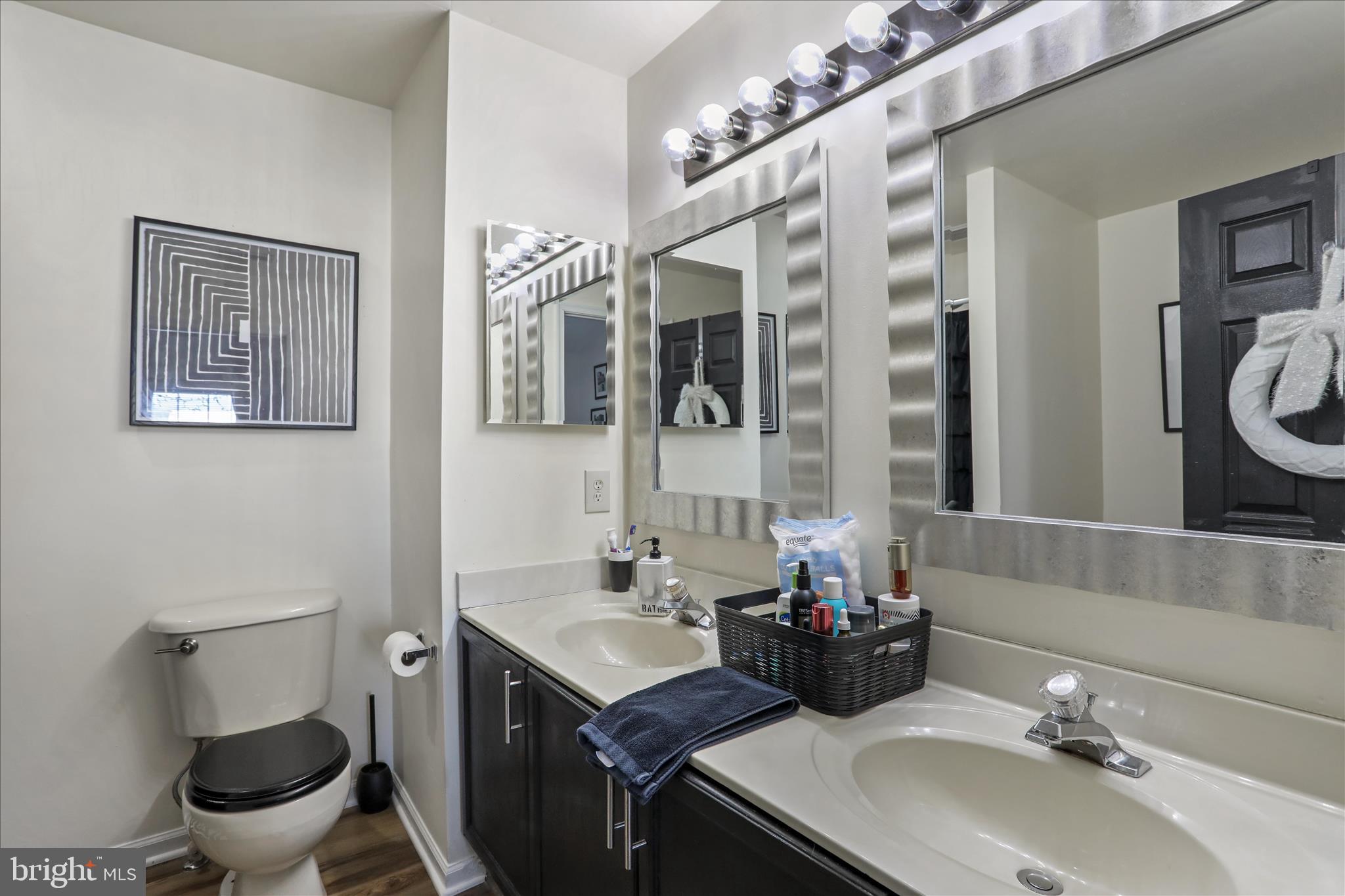 LAUREL RIDGE - Residential