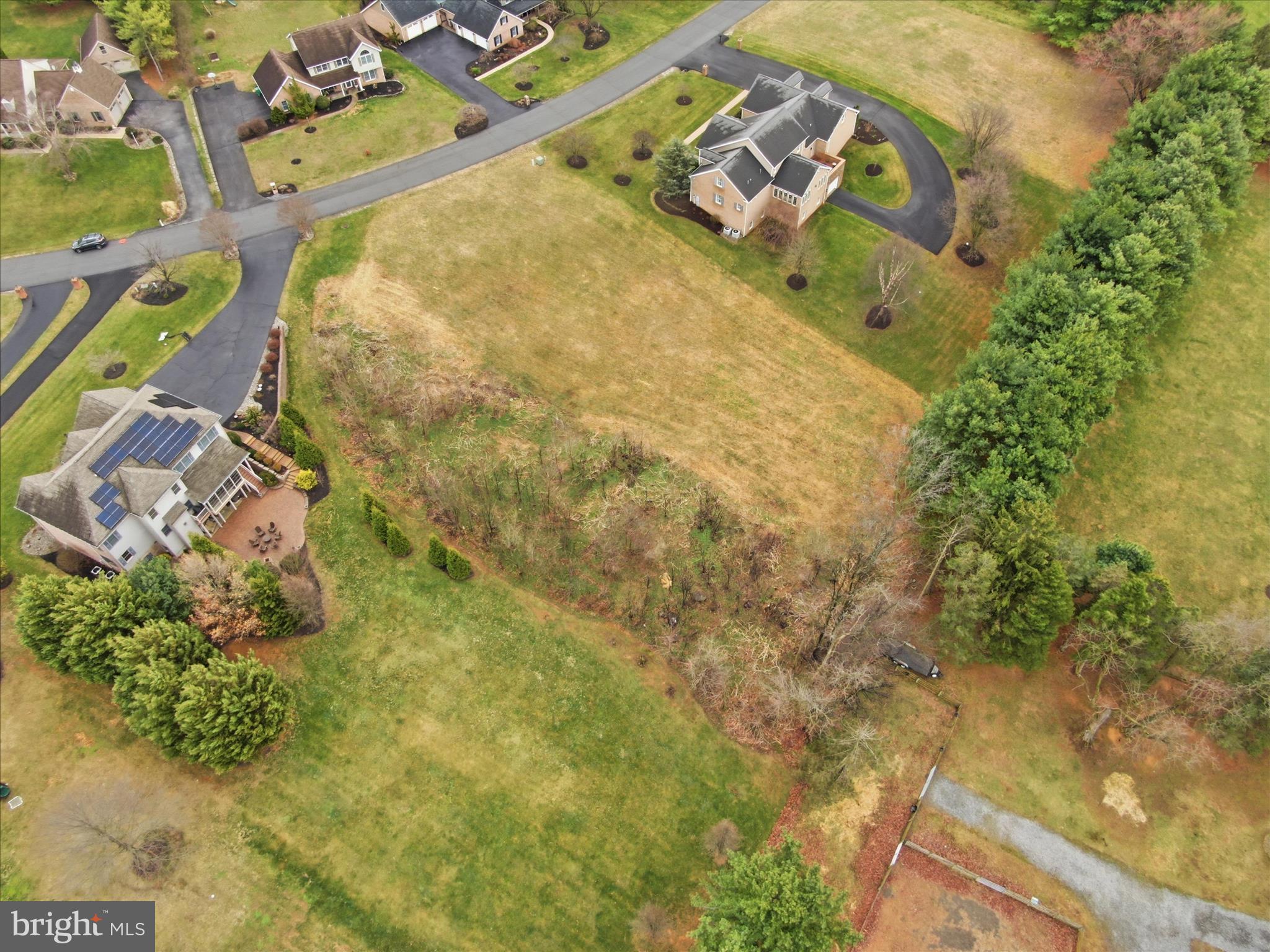COUNTRY LANE ESTATES - Land