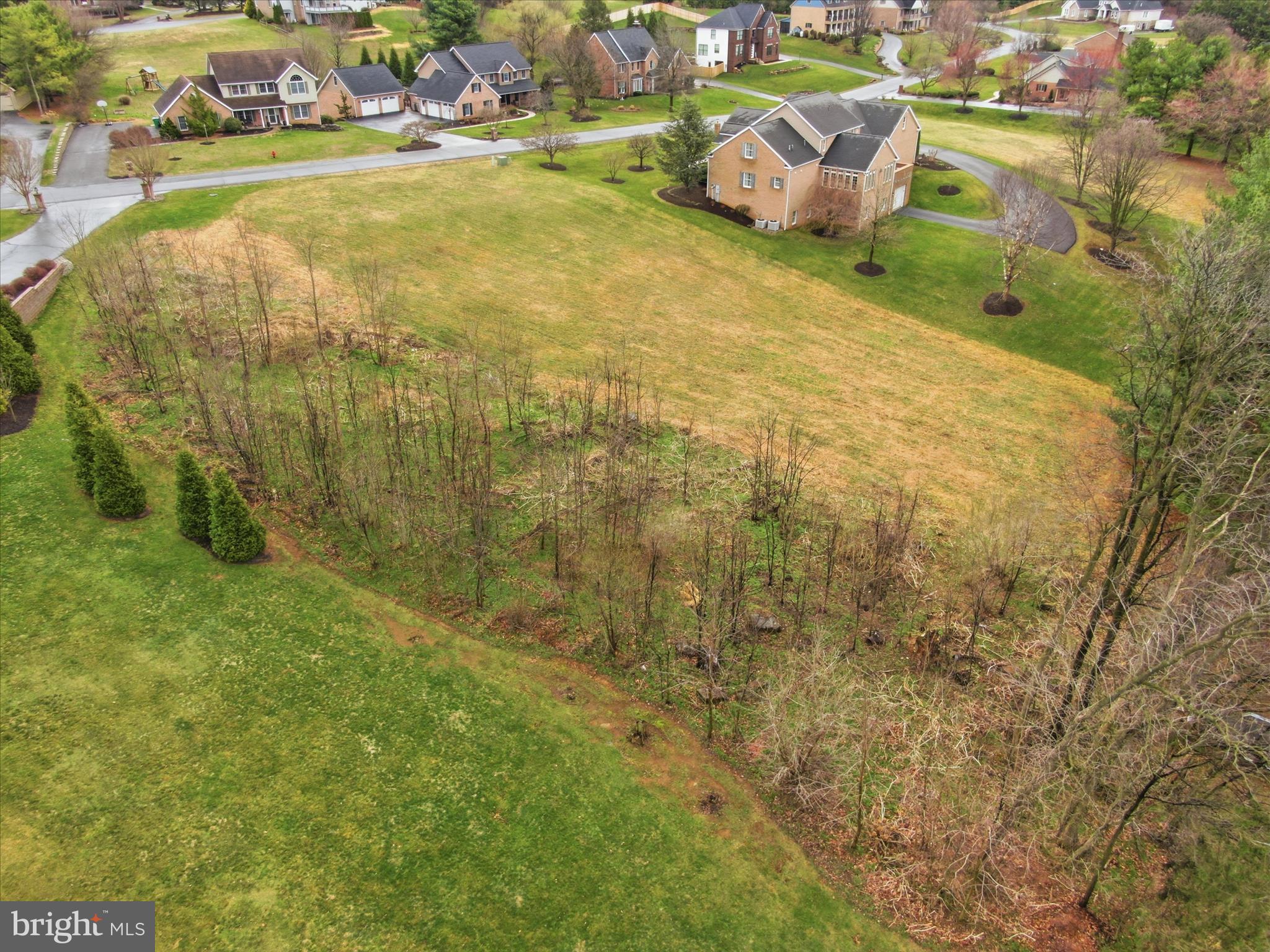 COUNTRY LANE ESTATES - Land