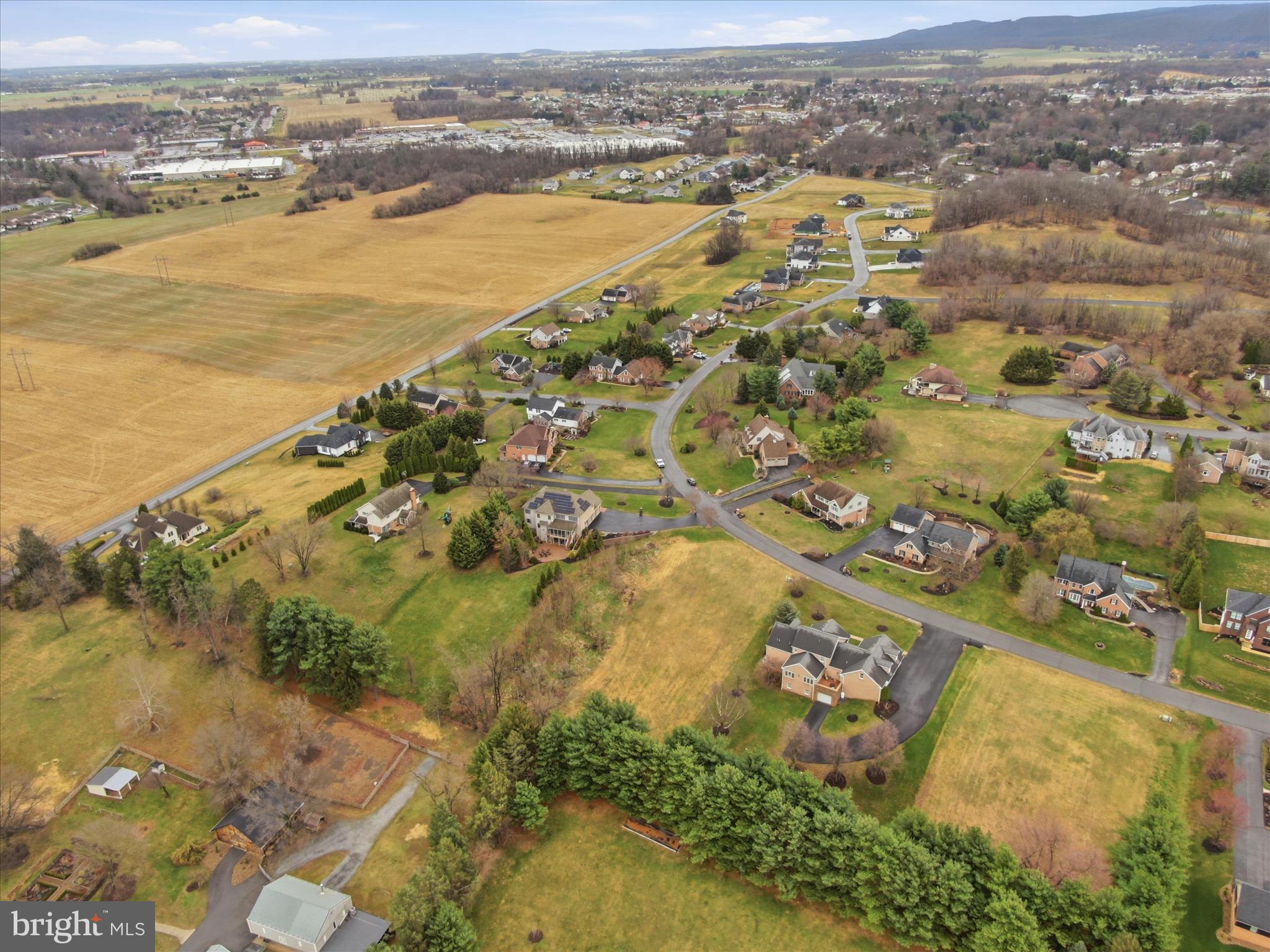 COUNTRY LANE ESTATES - Land