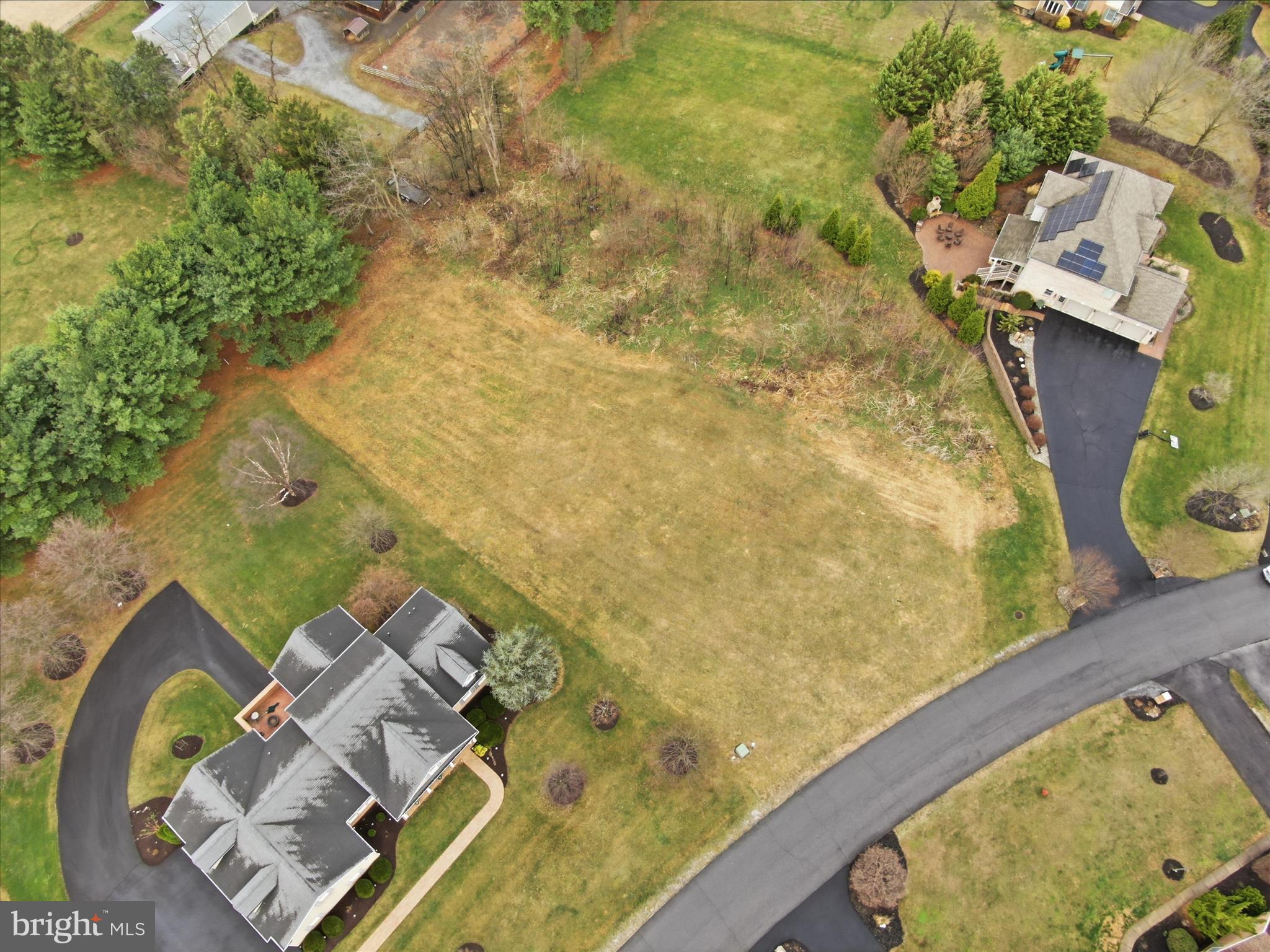 COUNTRY LANE ESTATES - Land