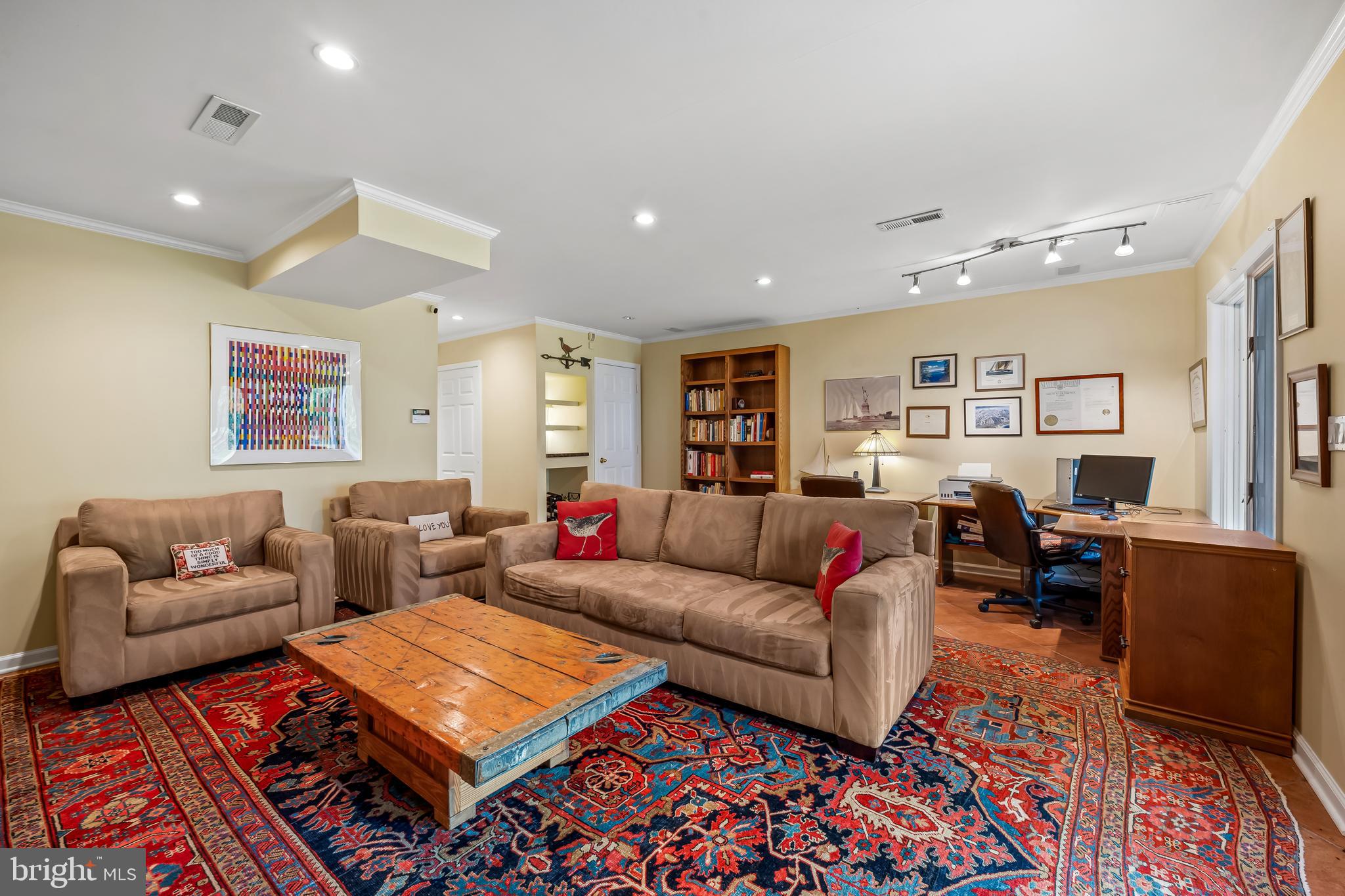 ASHLAND - Residential