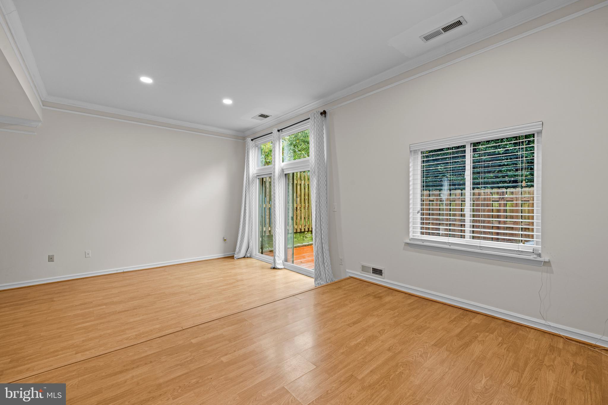 THOMAS CHOICE - Residential