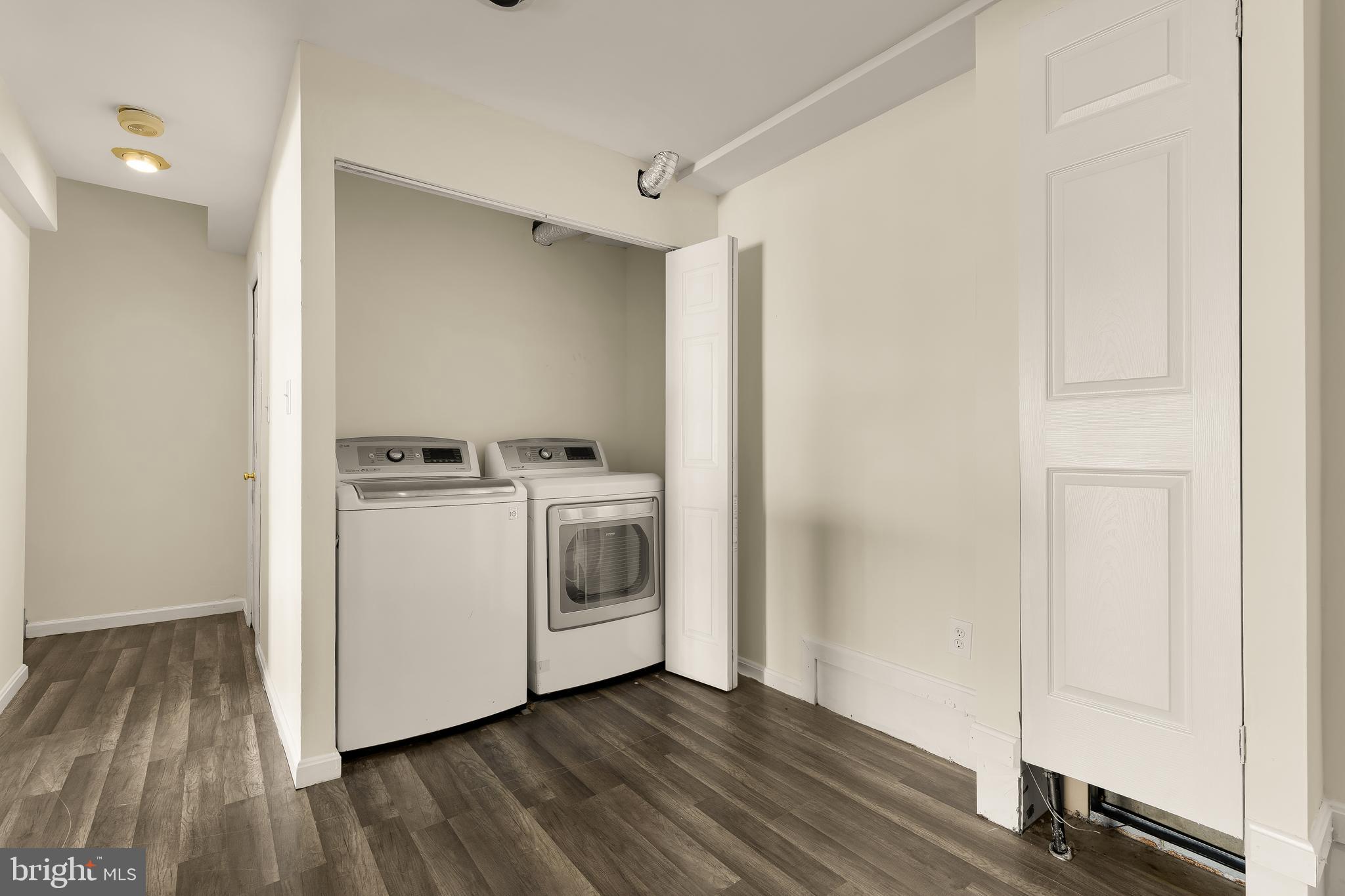 CENTRAL HILLS - Residential