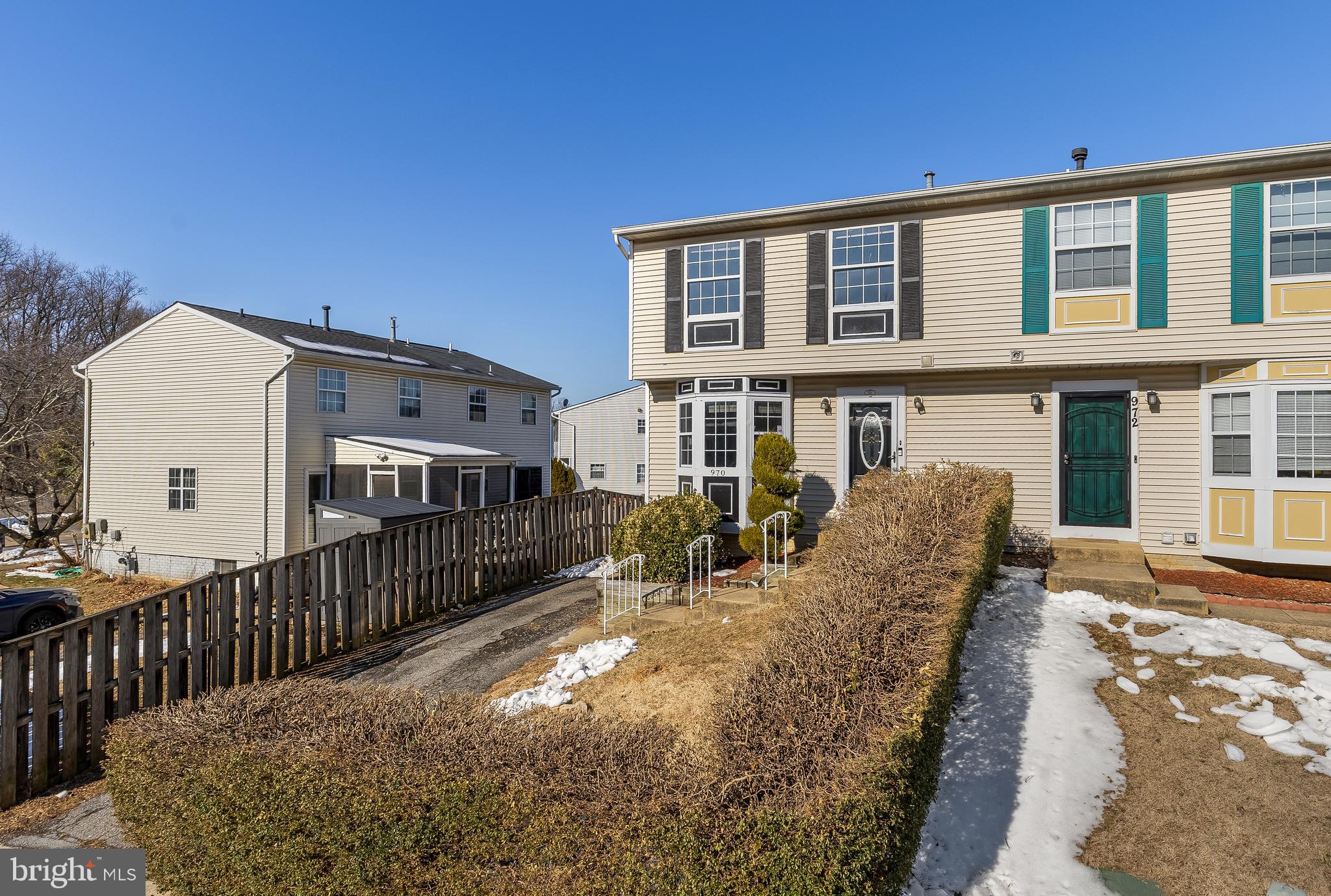 CENTRAL HILLS - Residential