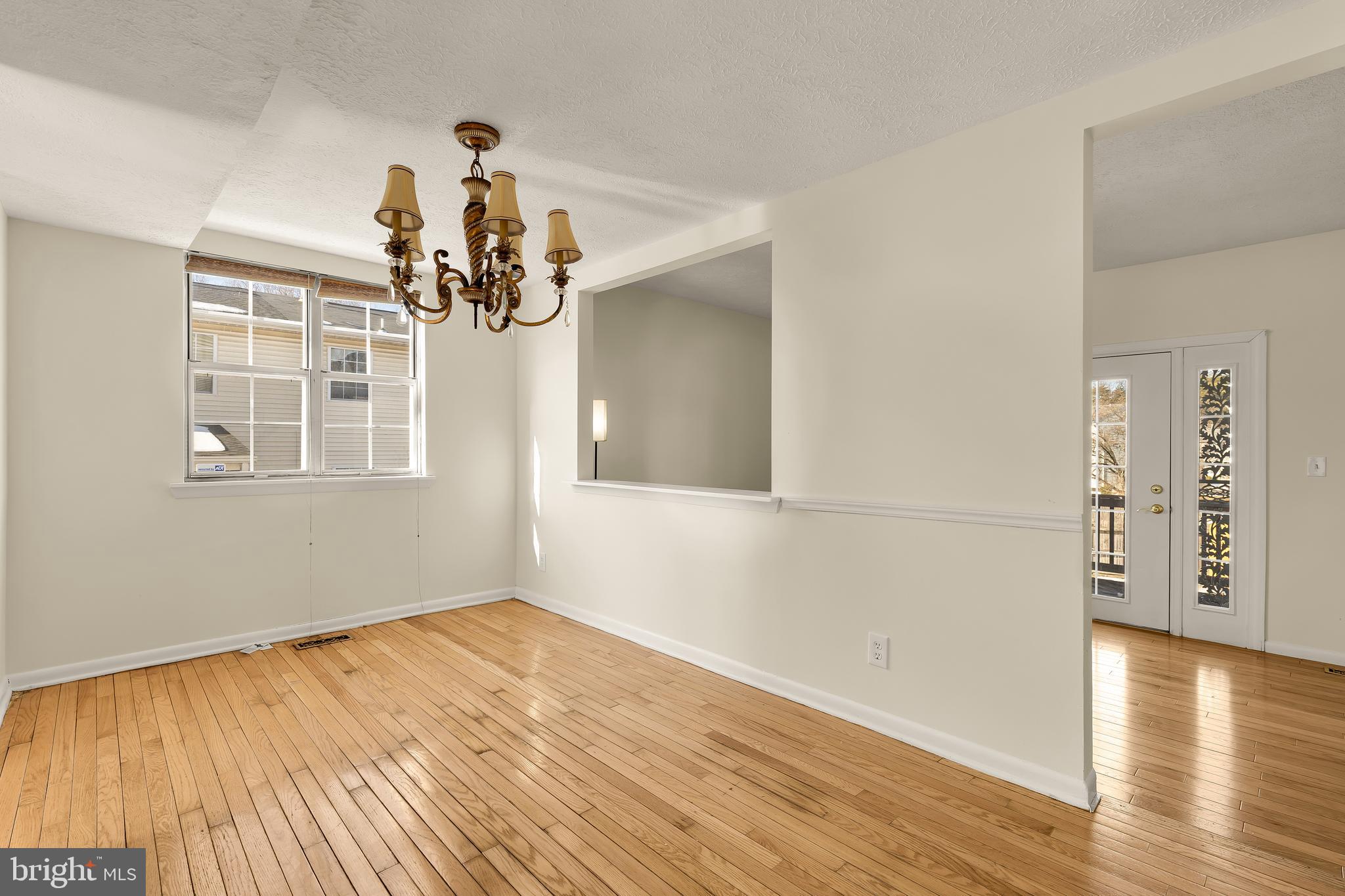 CENTRAL HILLS - Residential