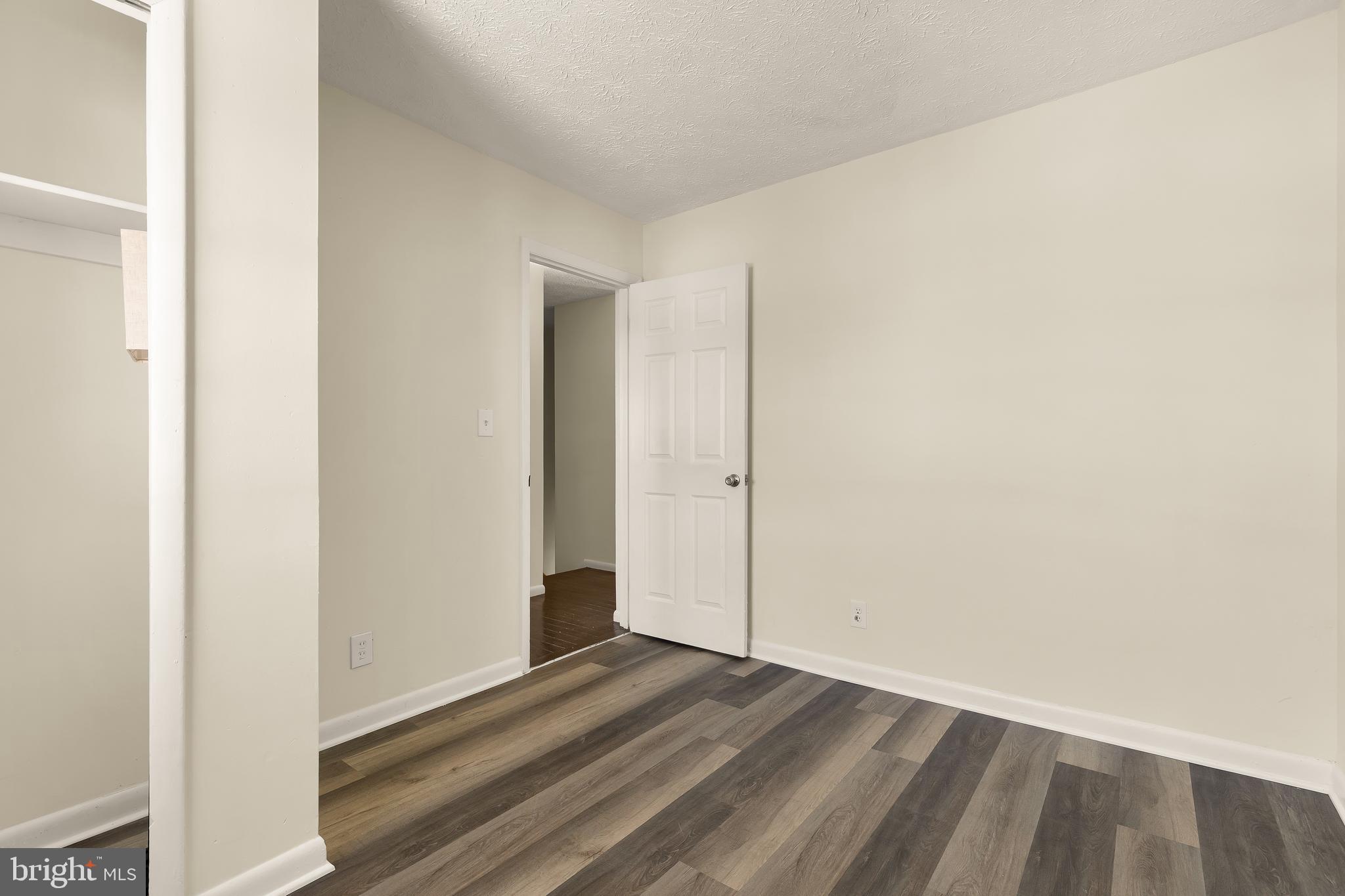 CENTRAL HILLS - Residential