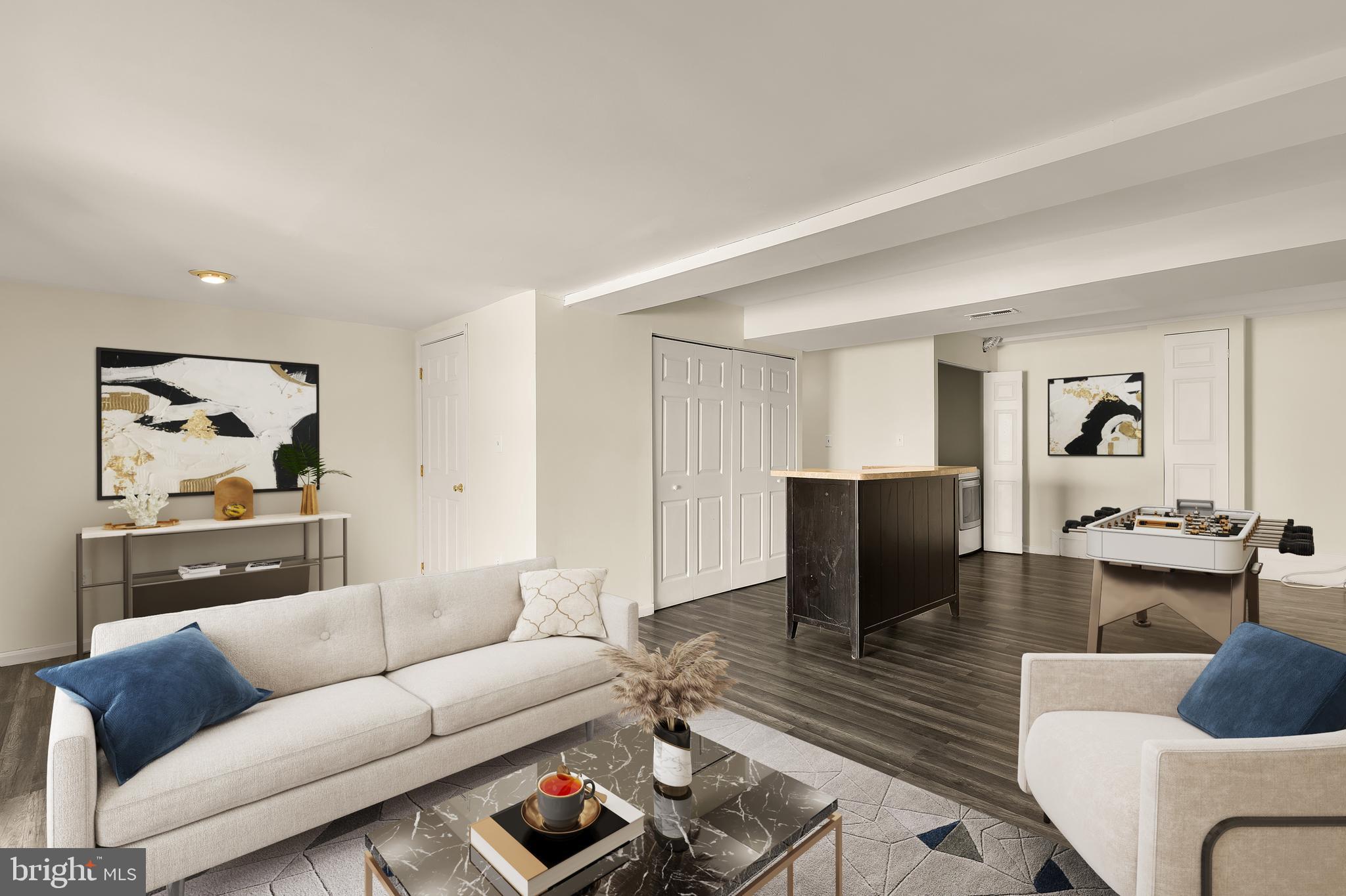 CENTRAL HILLS - Residential