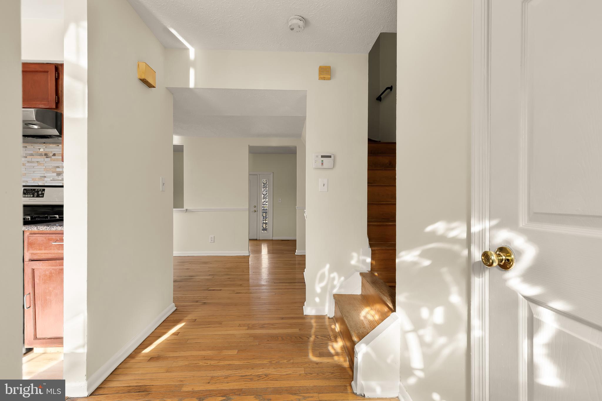 970 CENTRAL HILLS LANE