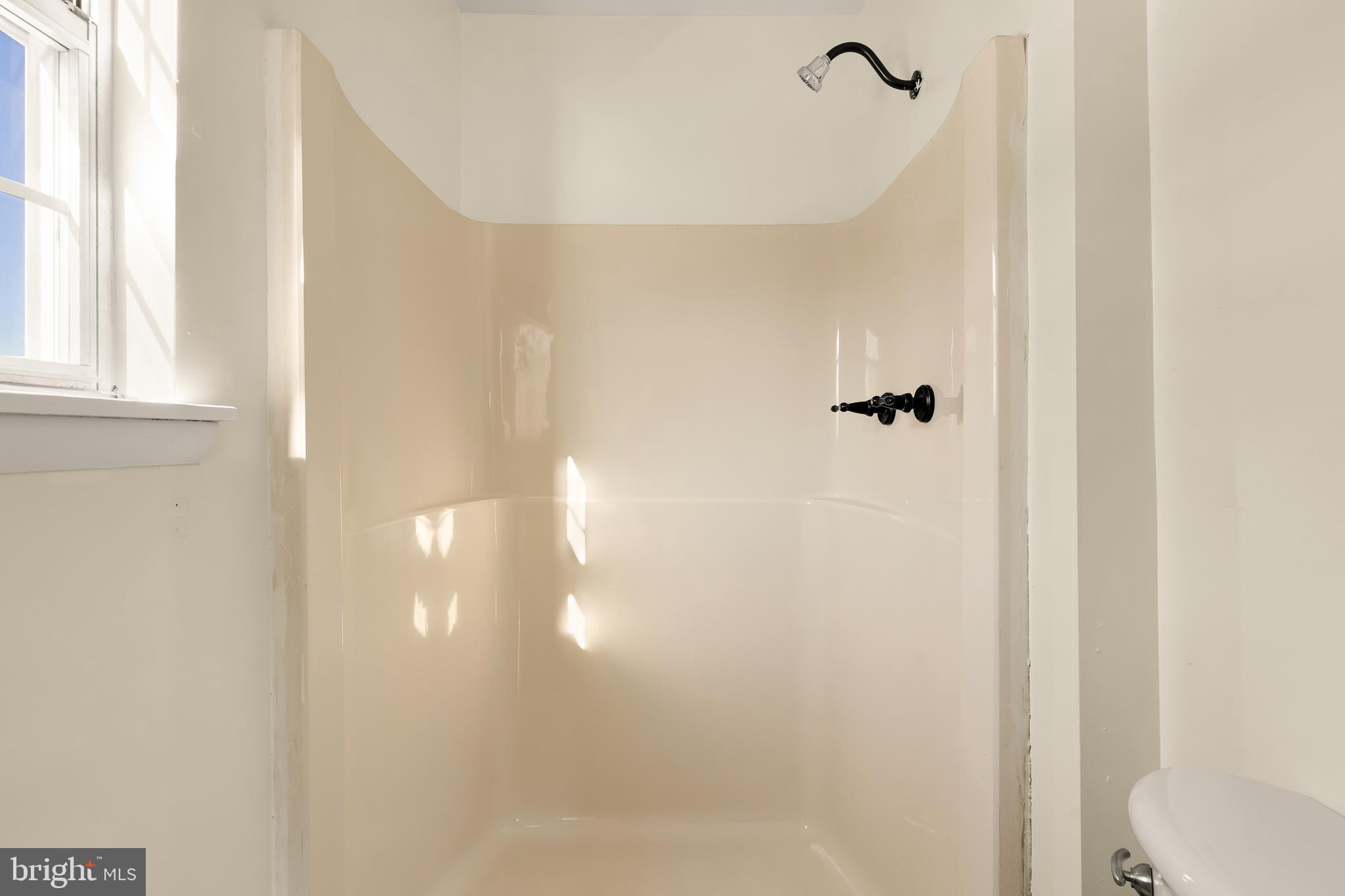 CENTRAL HILLS - Residential