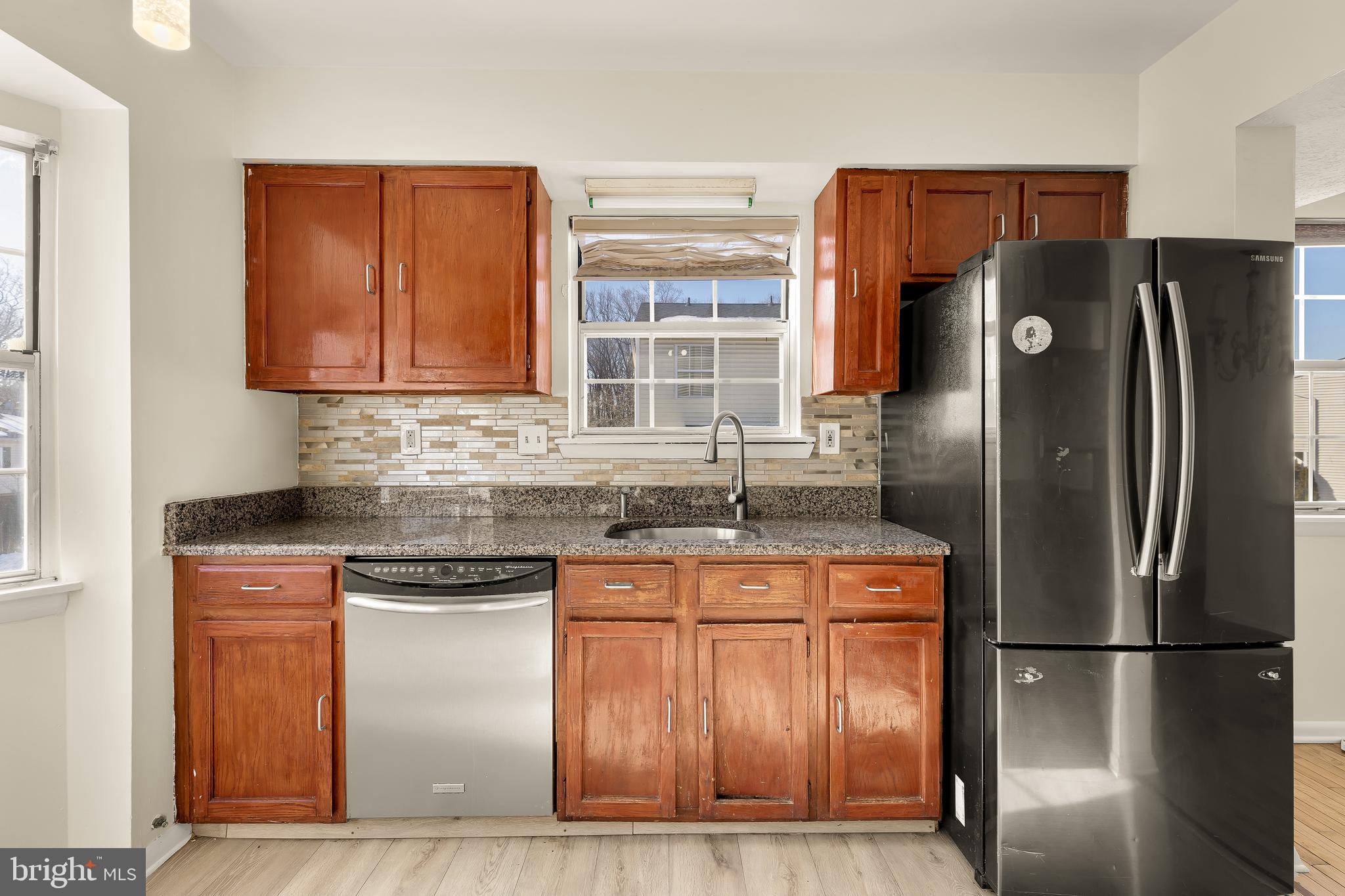 970 CENTRAL HILLS LANE