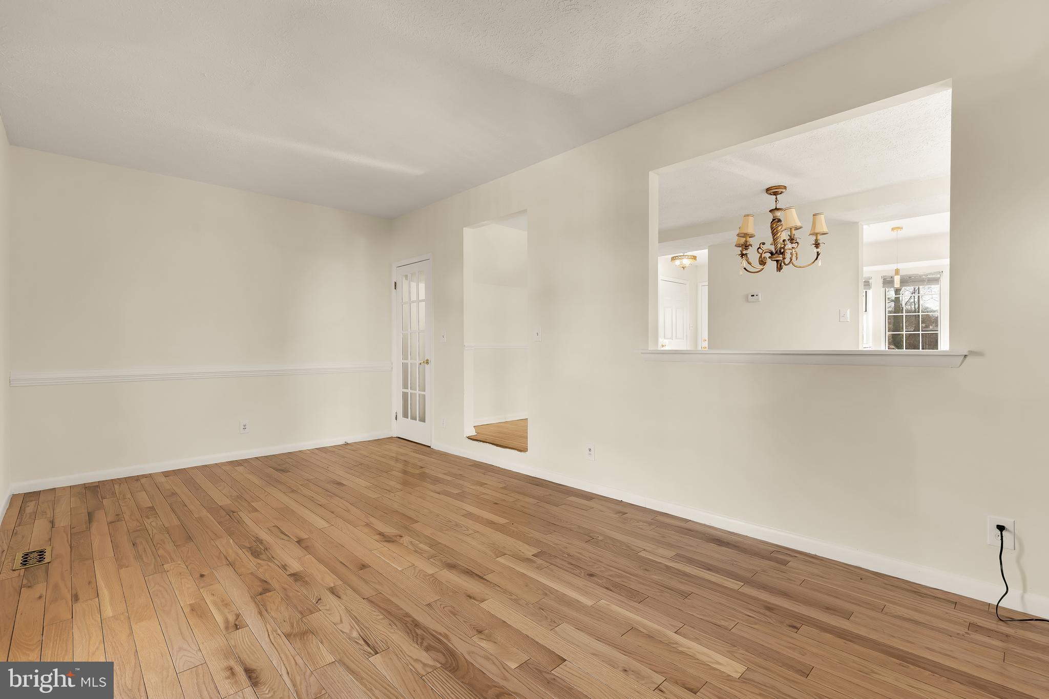 CENTRAL HILLS - Residential