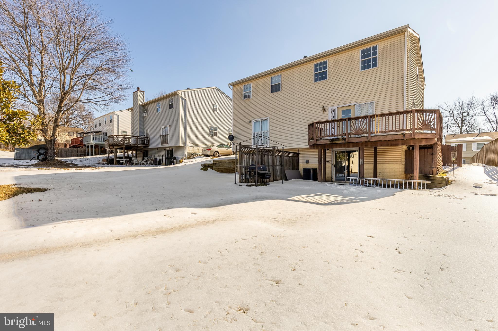 CENTRAL HILLS - Residential