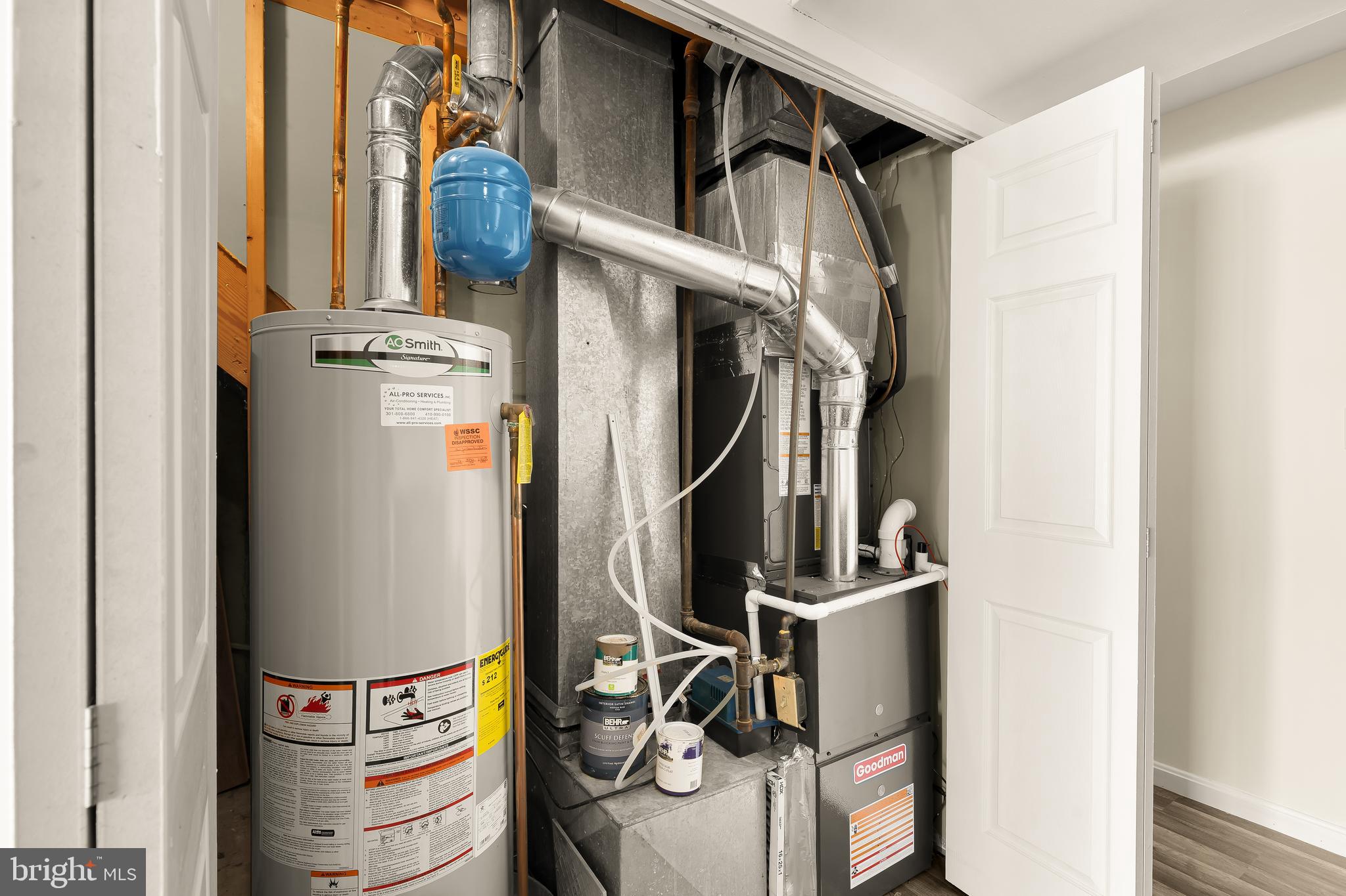 CENTRAL HILLS - Residential