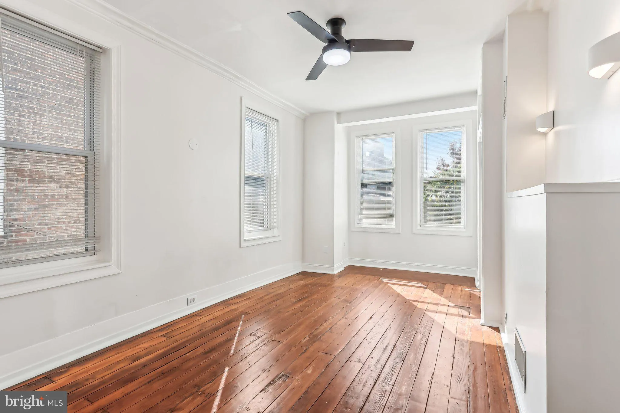 Philadelphia, Pennsylvania 19130, United States, ,Commercial,Active,30727