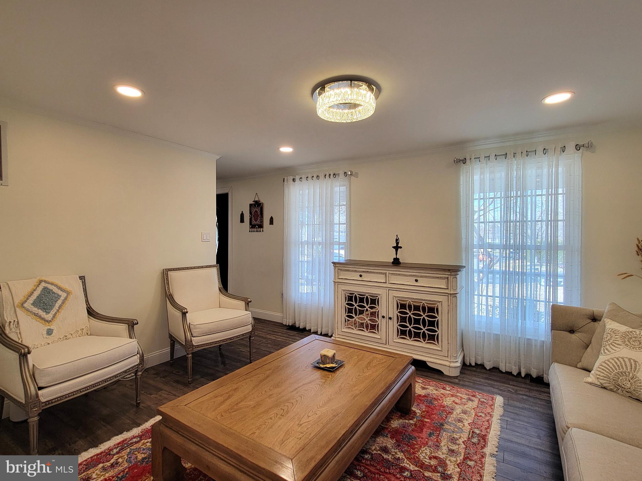 XANADU ESTATES - Residential Lease