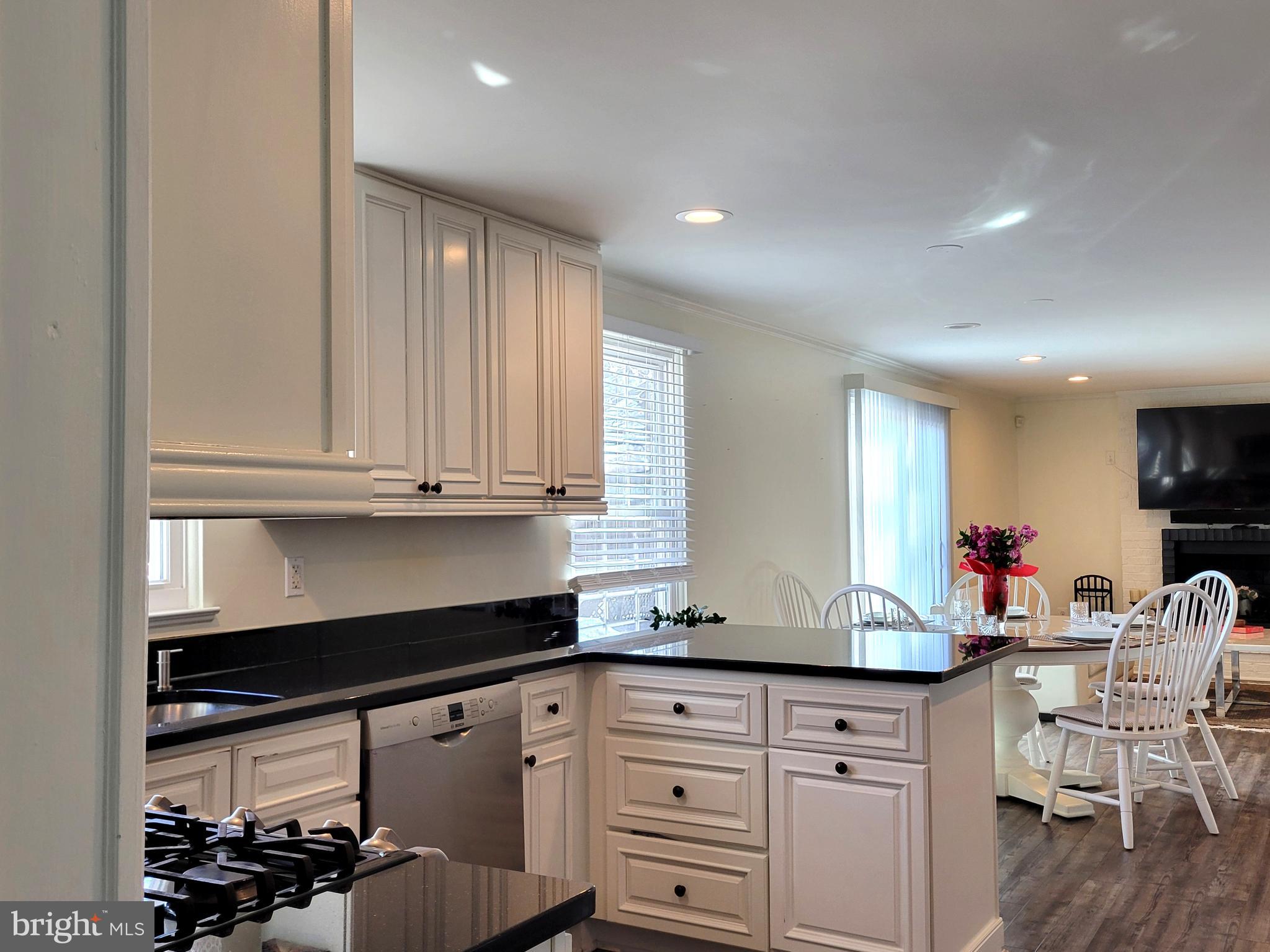 XANADU ESTATES - Residential Lease