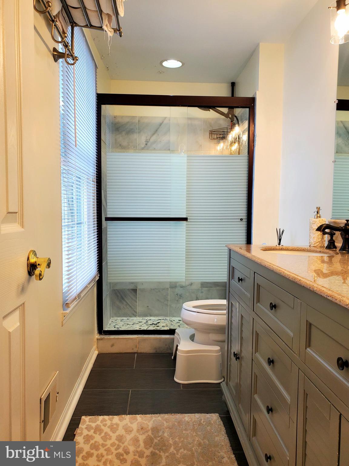 XANADU ESTATES - Residential Lease