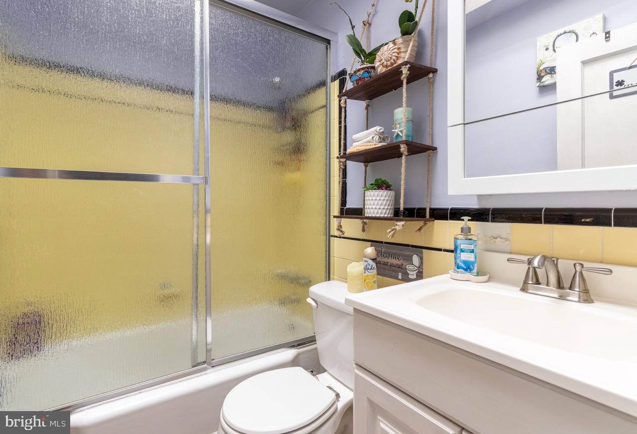 MAYFAIR - Residential