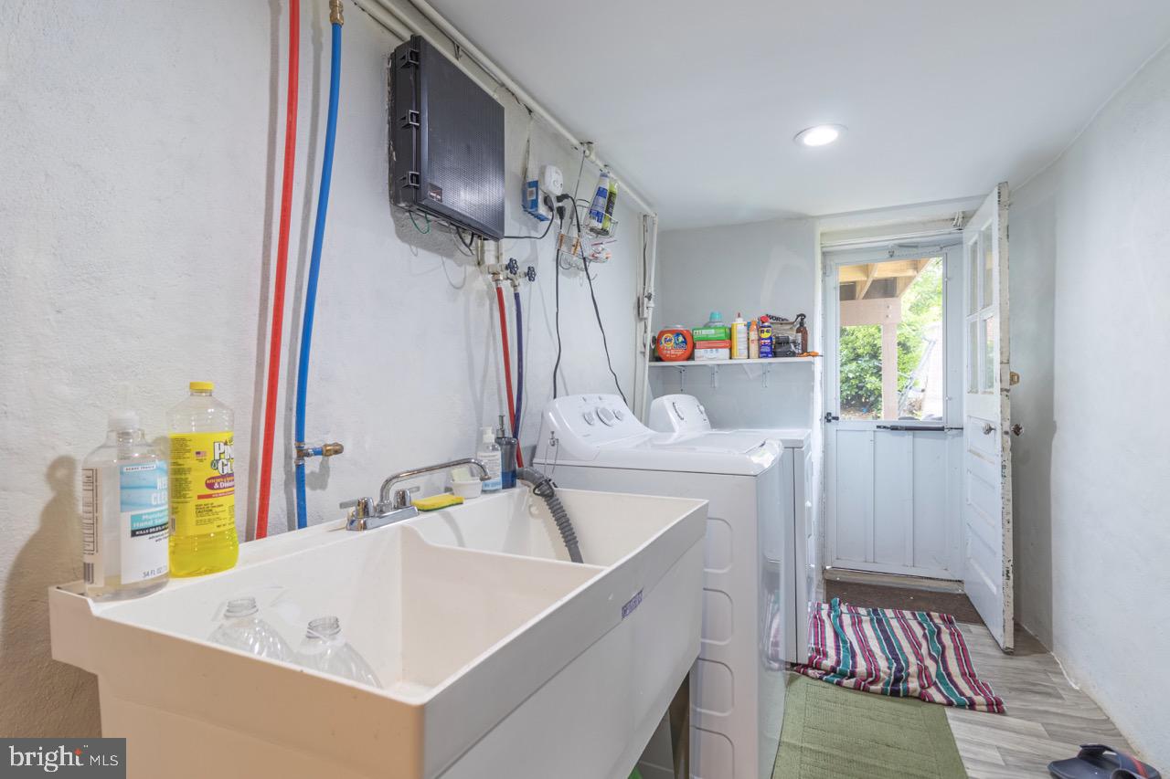 MAYFAIR - Residential