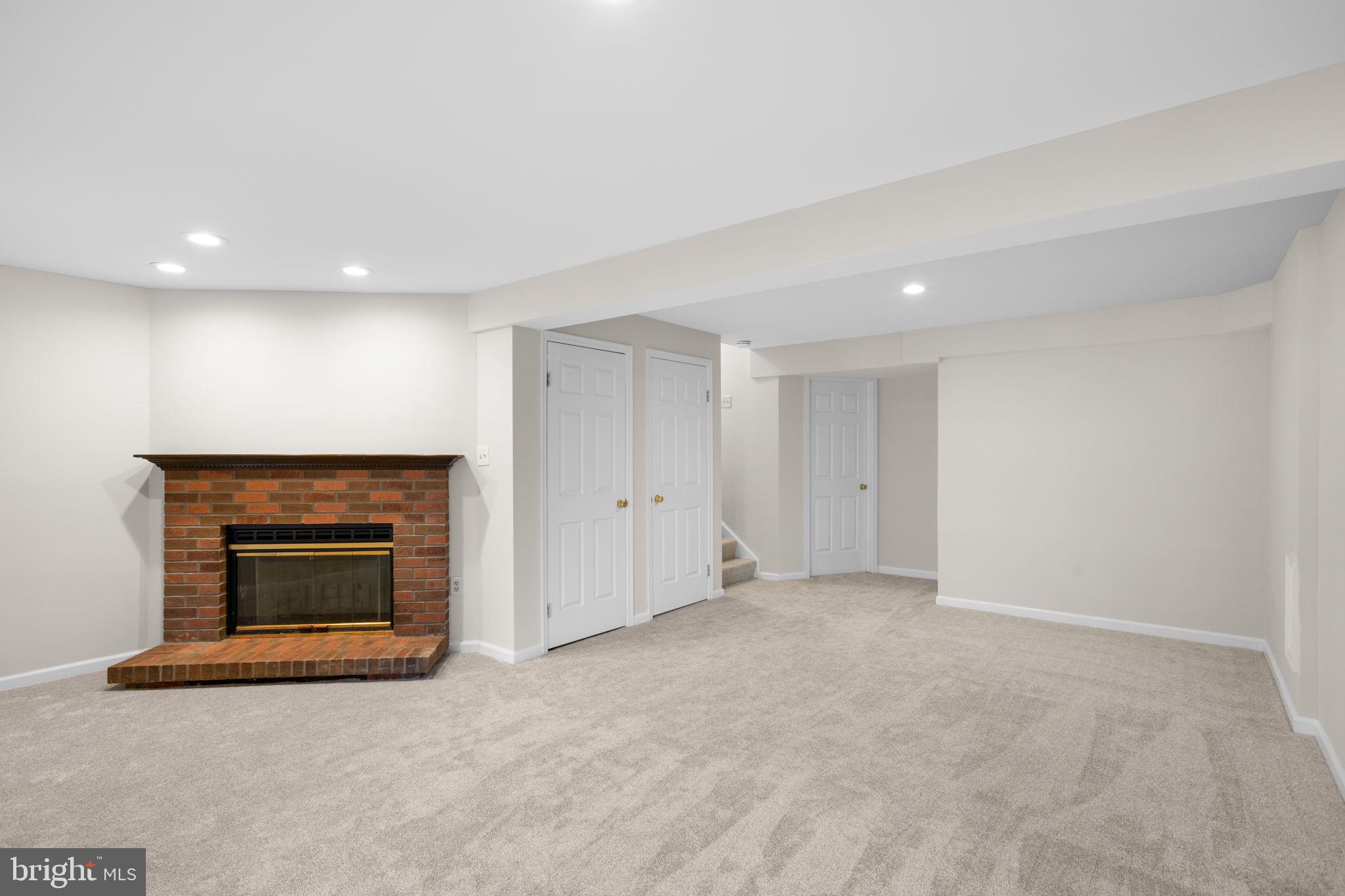 BRIGHTFIELD - Residential