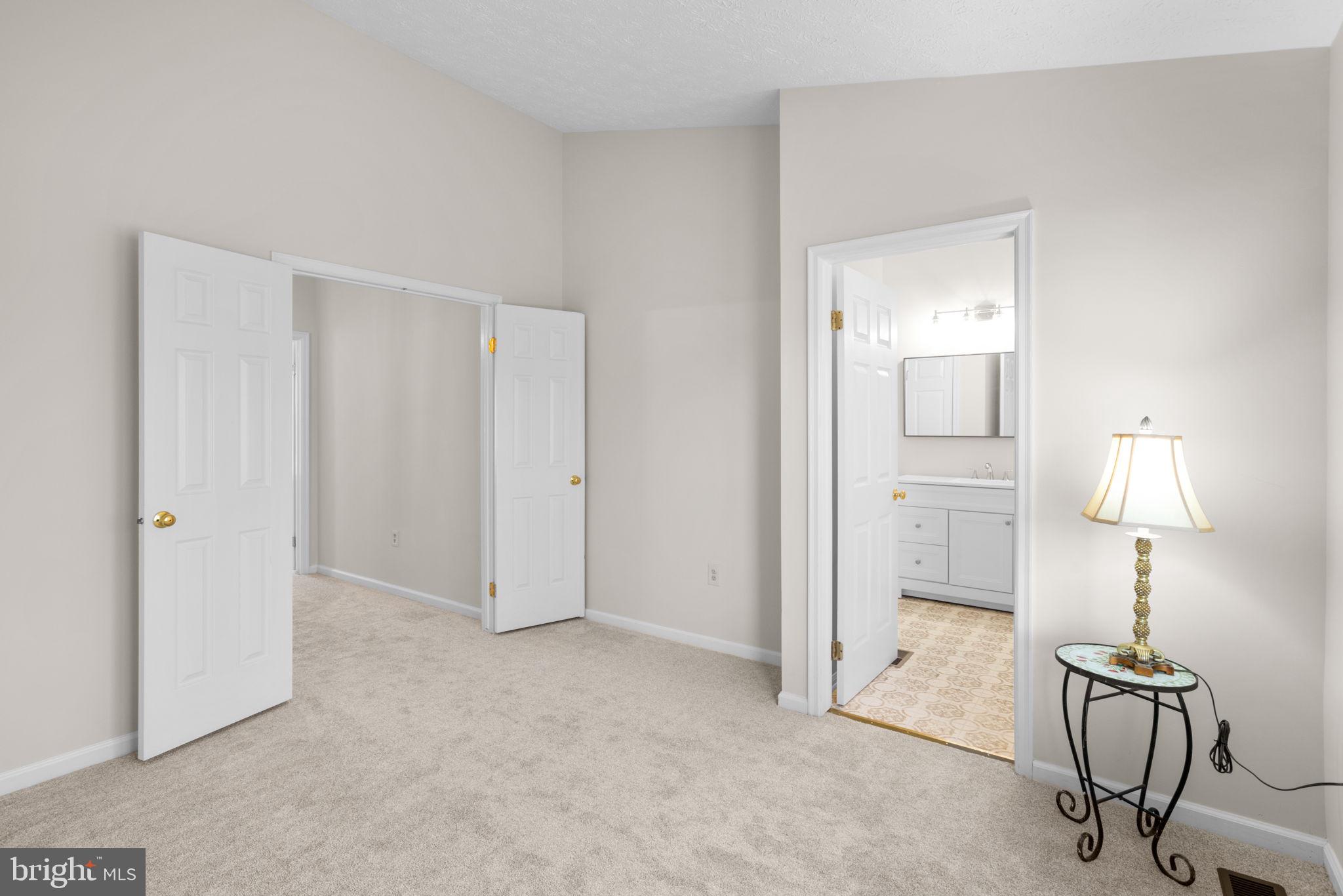 BRIGHTFIELD - Residential