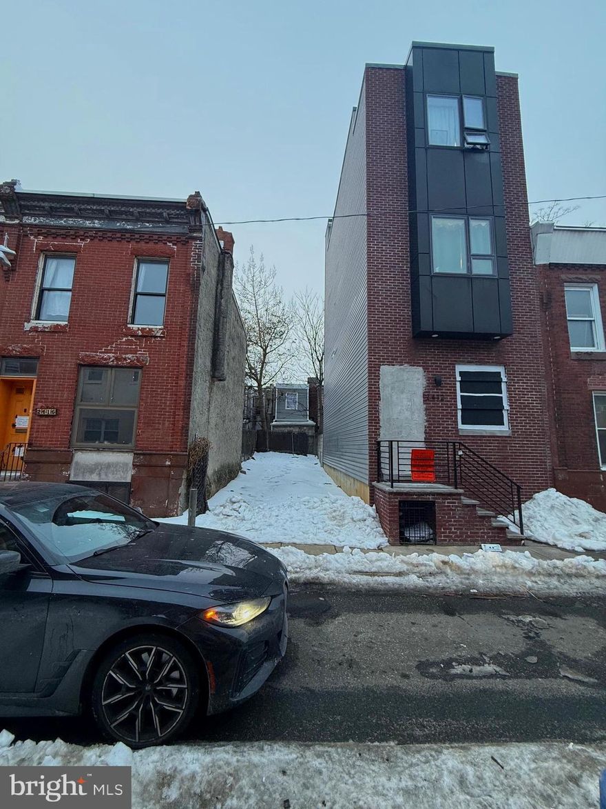 Prime investment opportunity! This vacant lot is ideally located near all major highways, offering excellent accessibility and long-term development potential. Just minutes from a popular Italian market and surrounding amenities, the area benefits from strong traffic and neighborhood demand.  Perfect for investors or developers seeking a strategic location with built-in financial advantages.