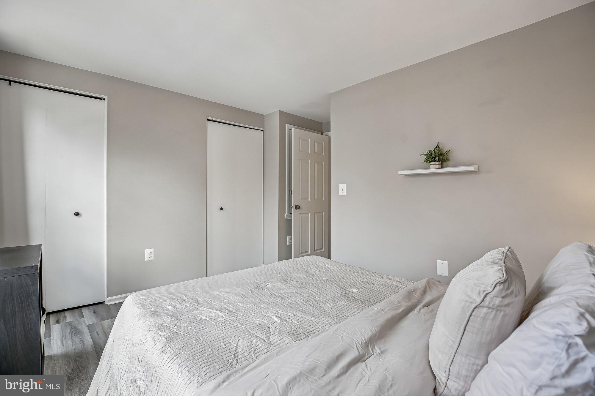 COUNTRYSIDE - Residential