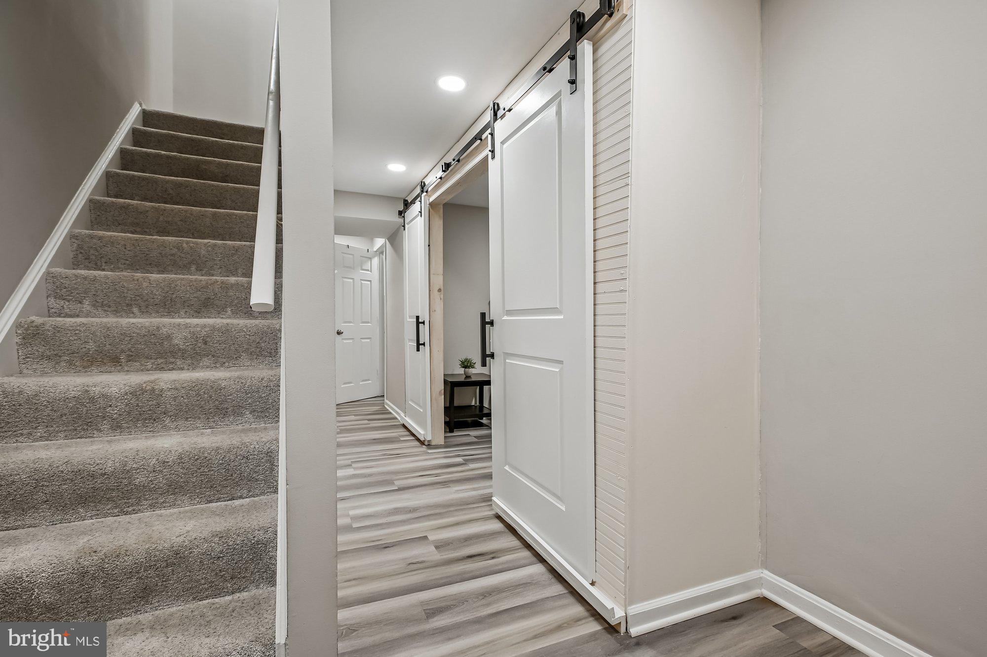 COUNTRYSIDE - Residential