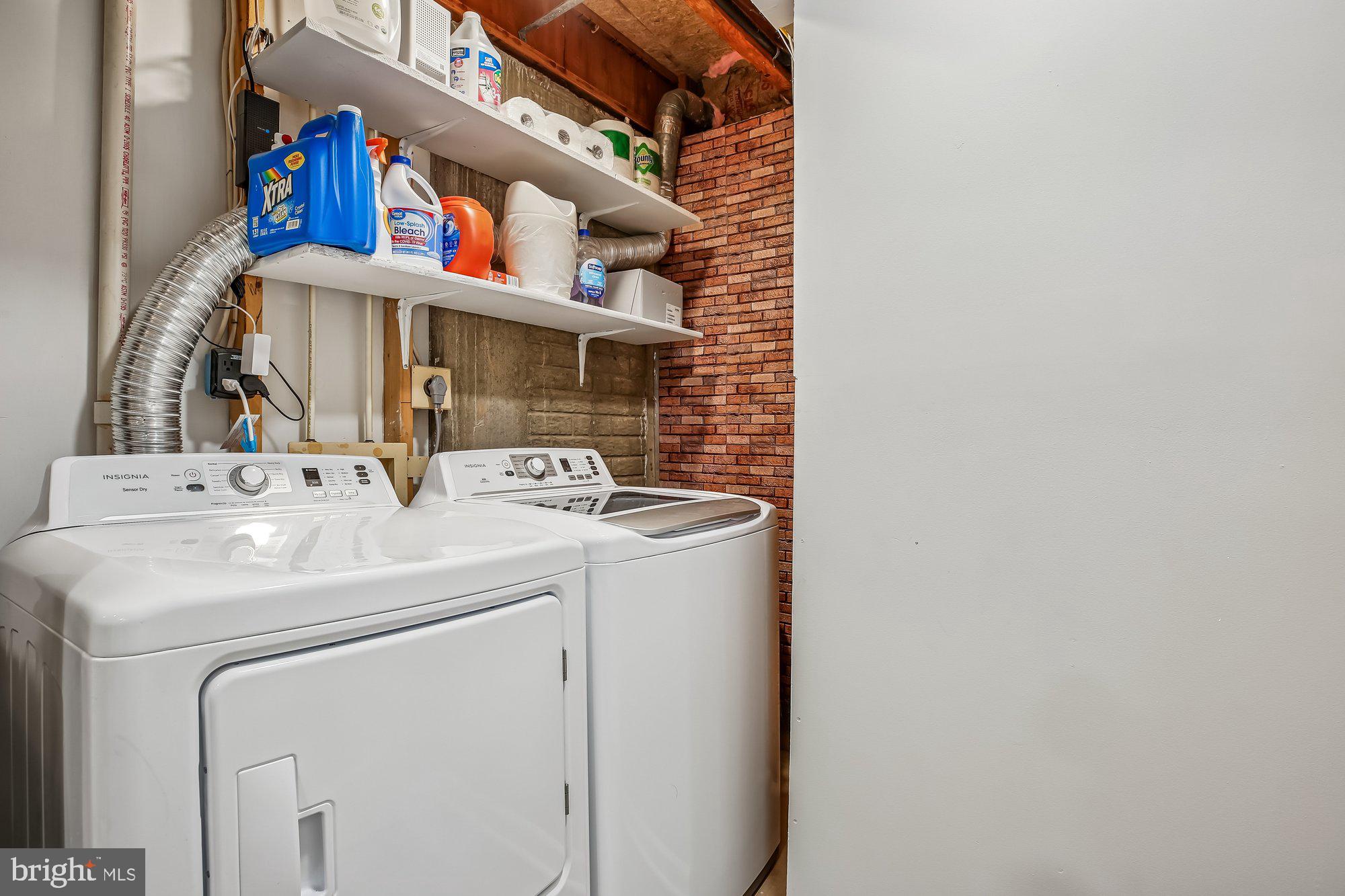 COUNTRYSIDE - Residential