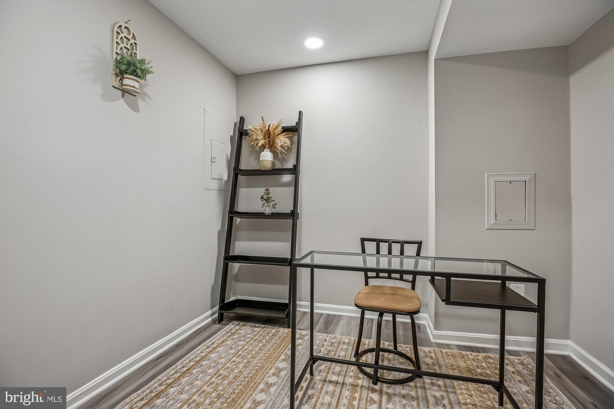 COUNTRYSIDE - Residential