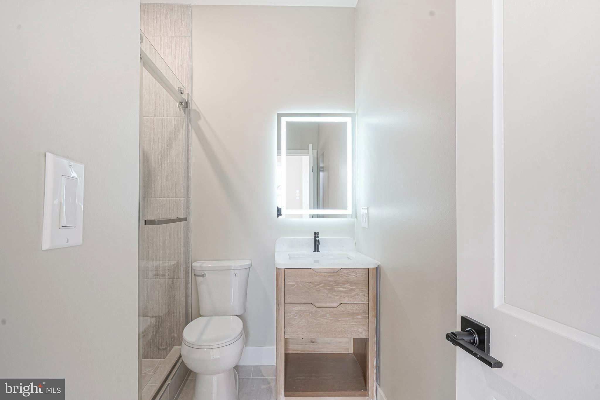 LOWER MOYAMENSING - Residential