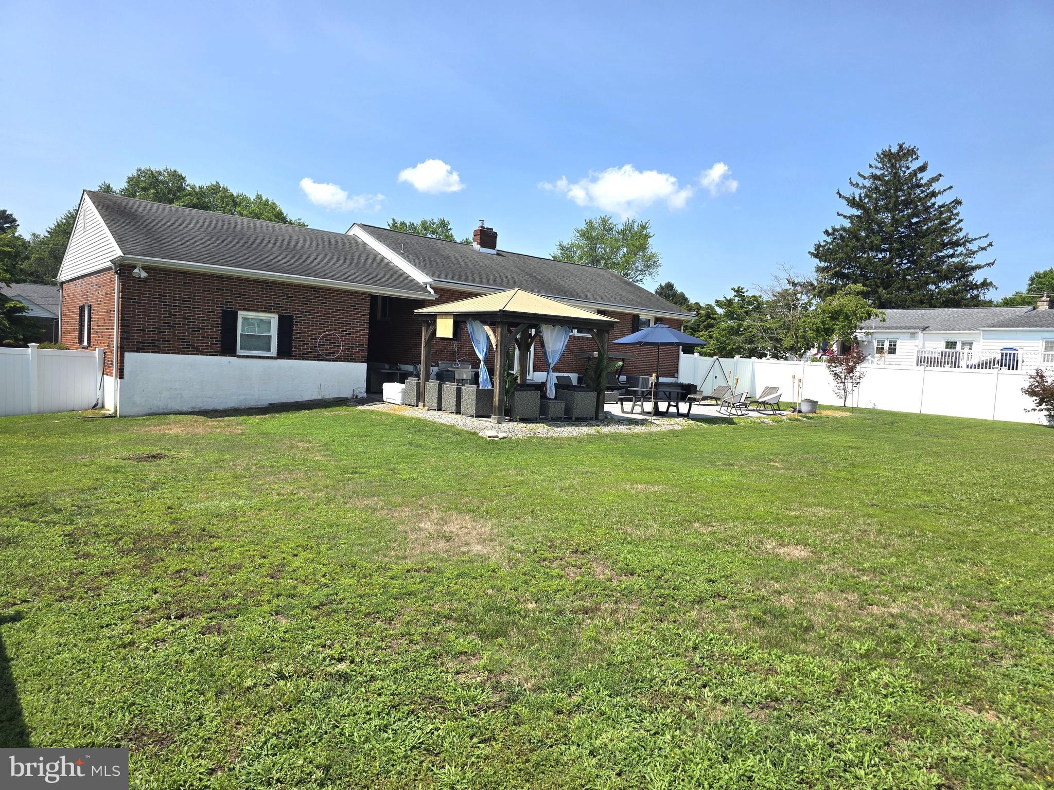 1705 S RIDING LANE