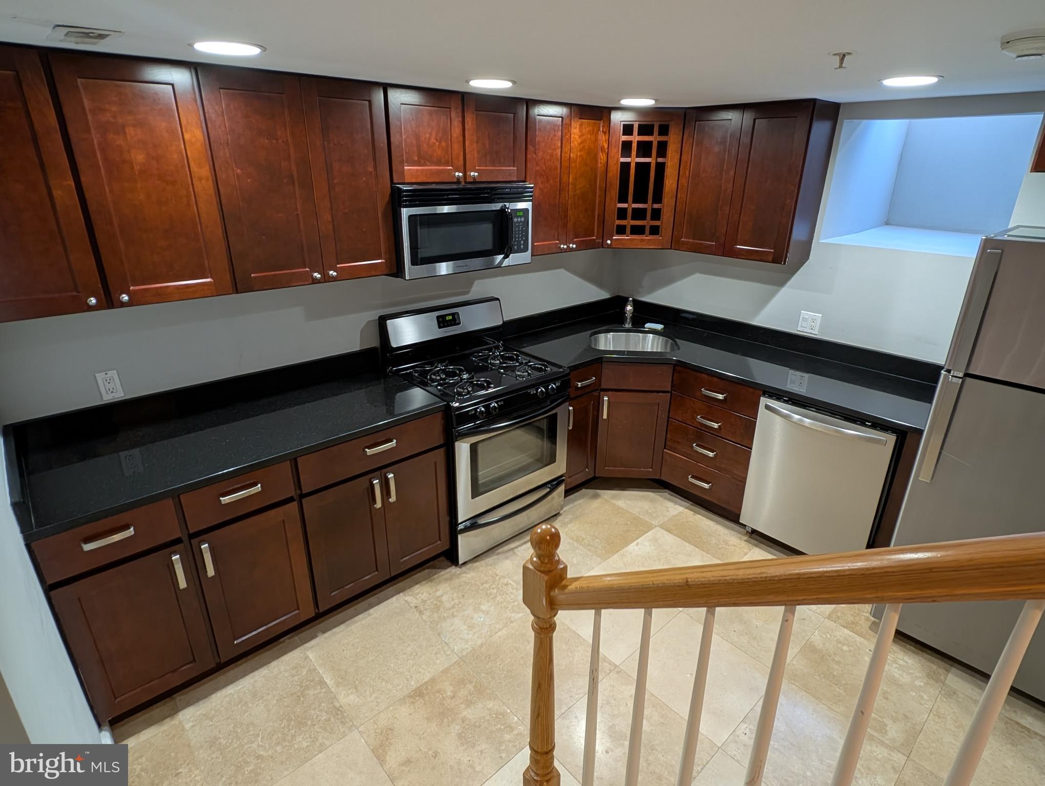 NORTHERN LIBERTIES - Residential Lease