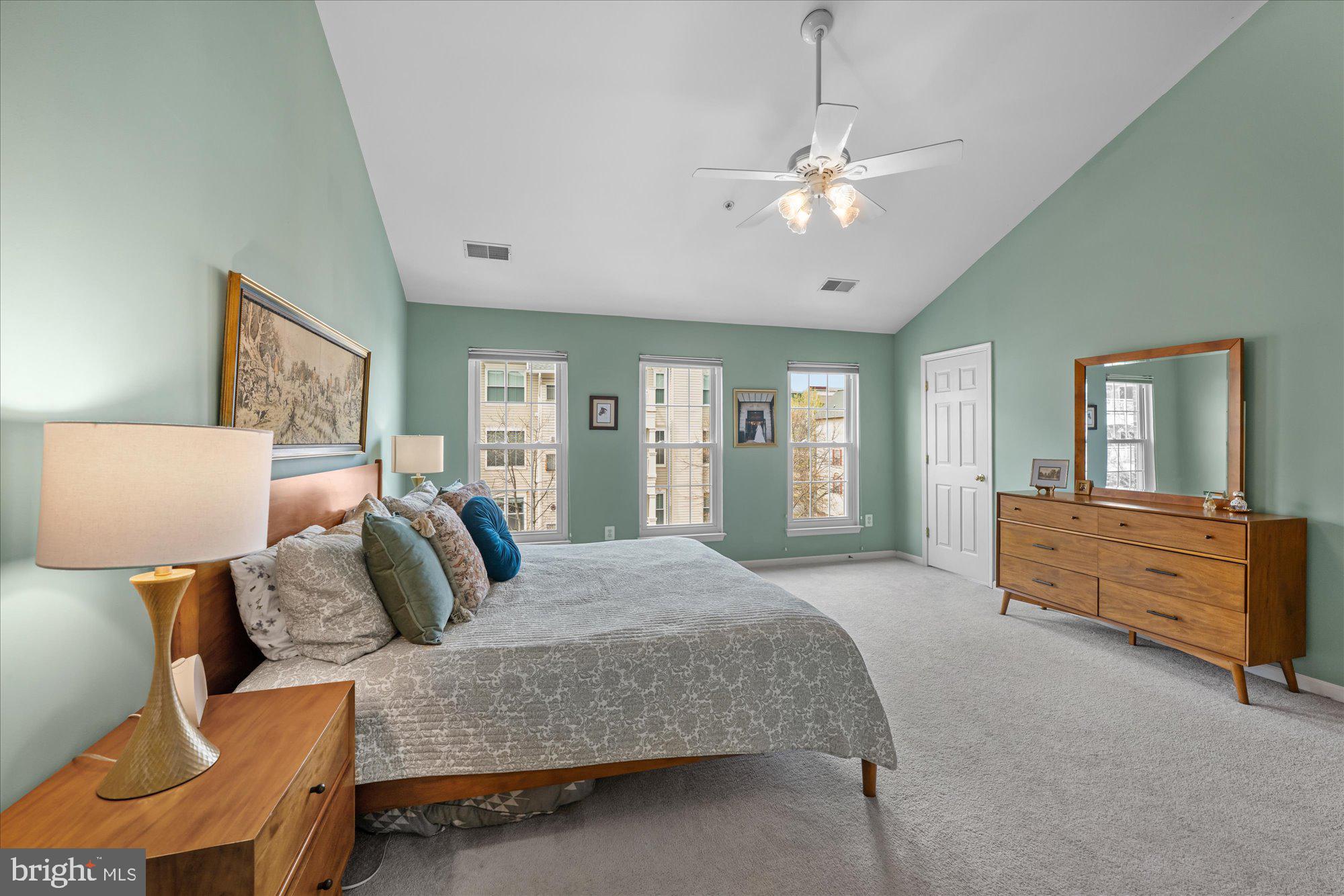 CAMERON STATION - Residential