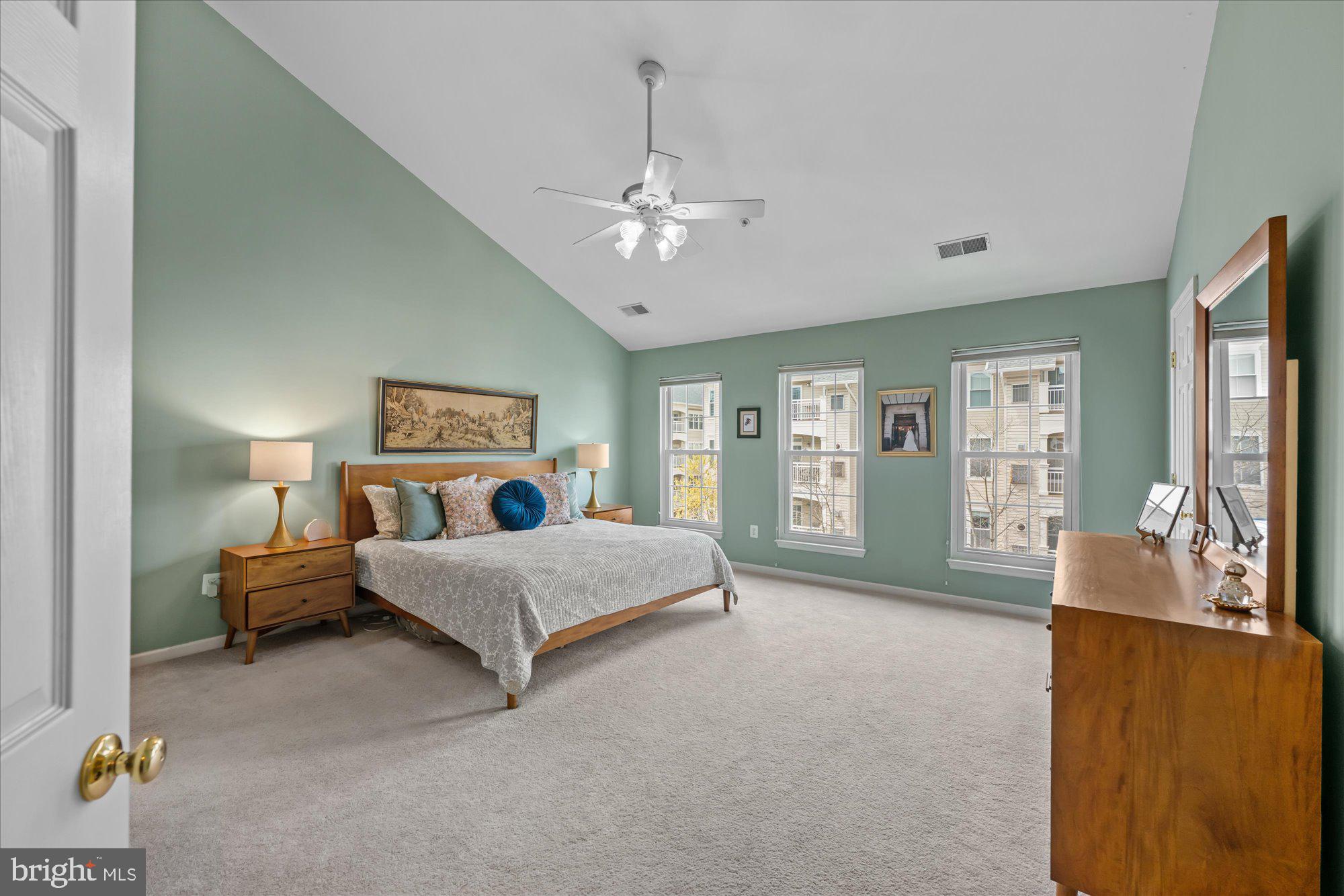 CAMERON STATION - Residential