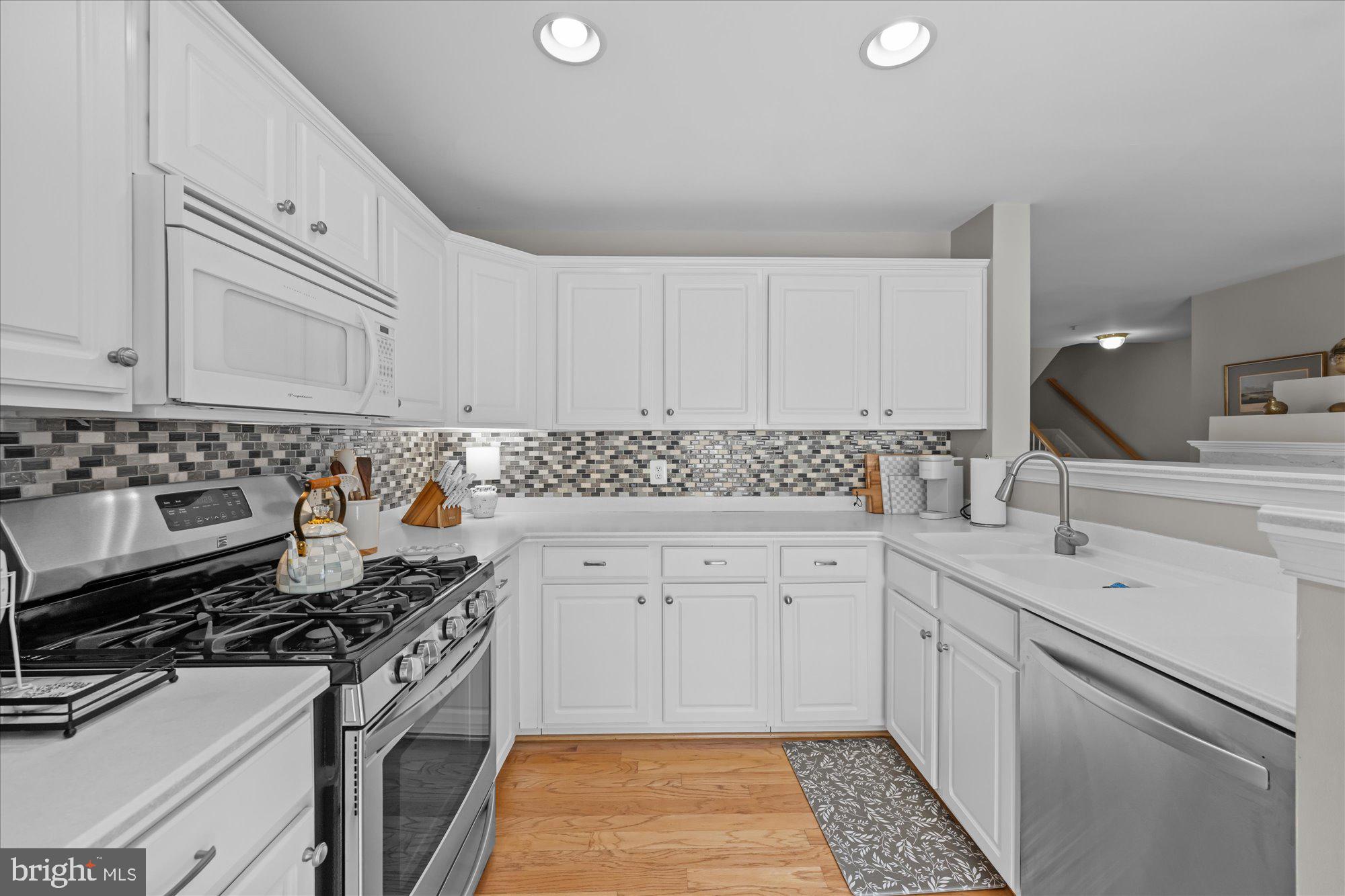 CAMERON STATION - Residential