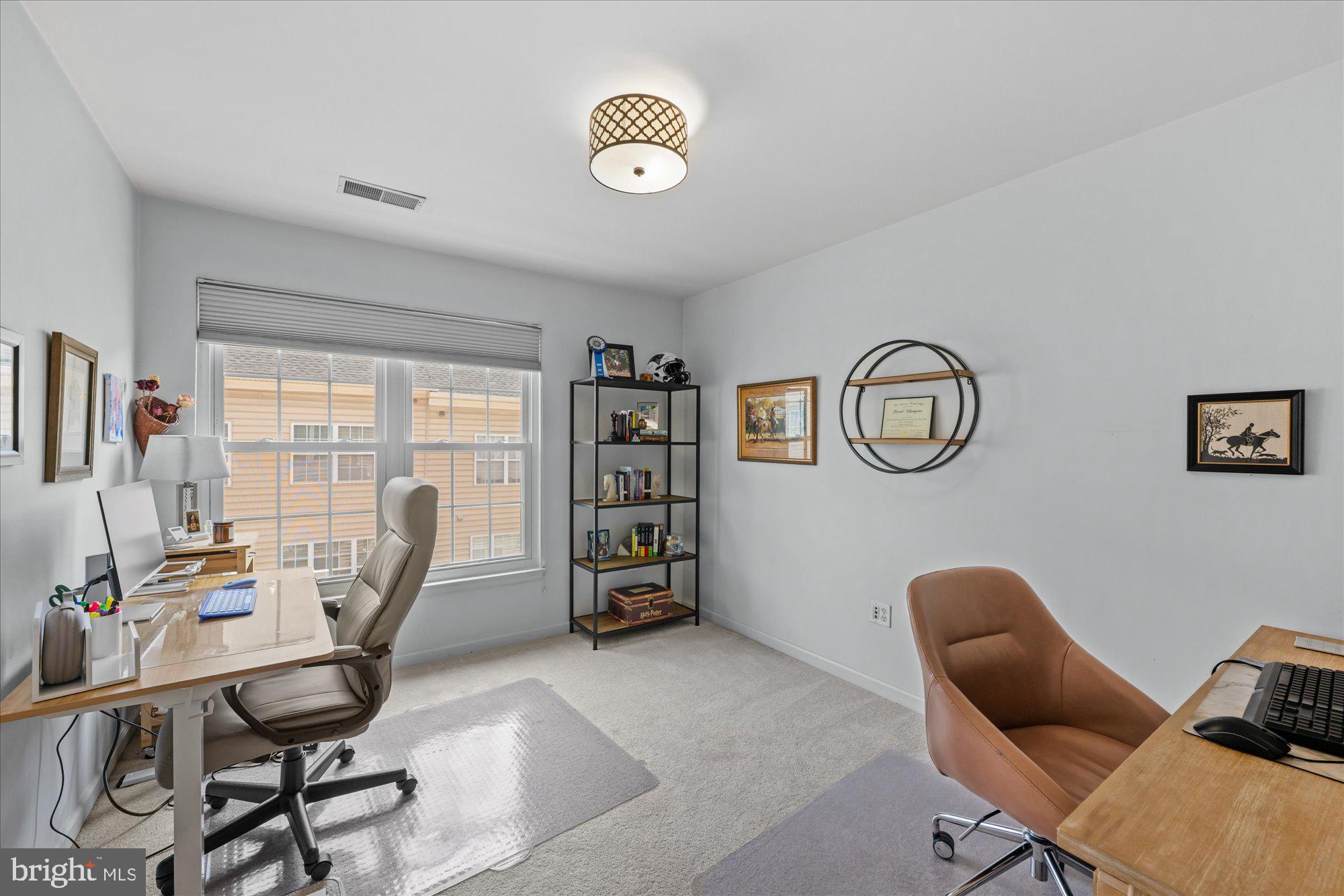 CAMERON STATION - Residential