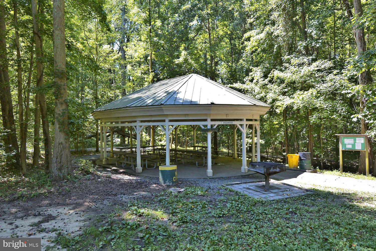 HILLSMERE ESTATES - Residential