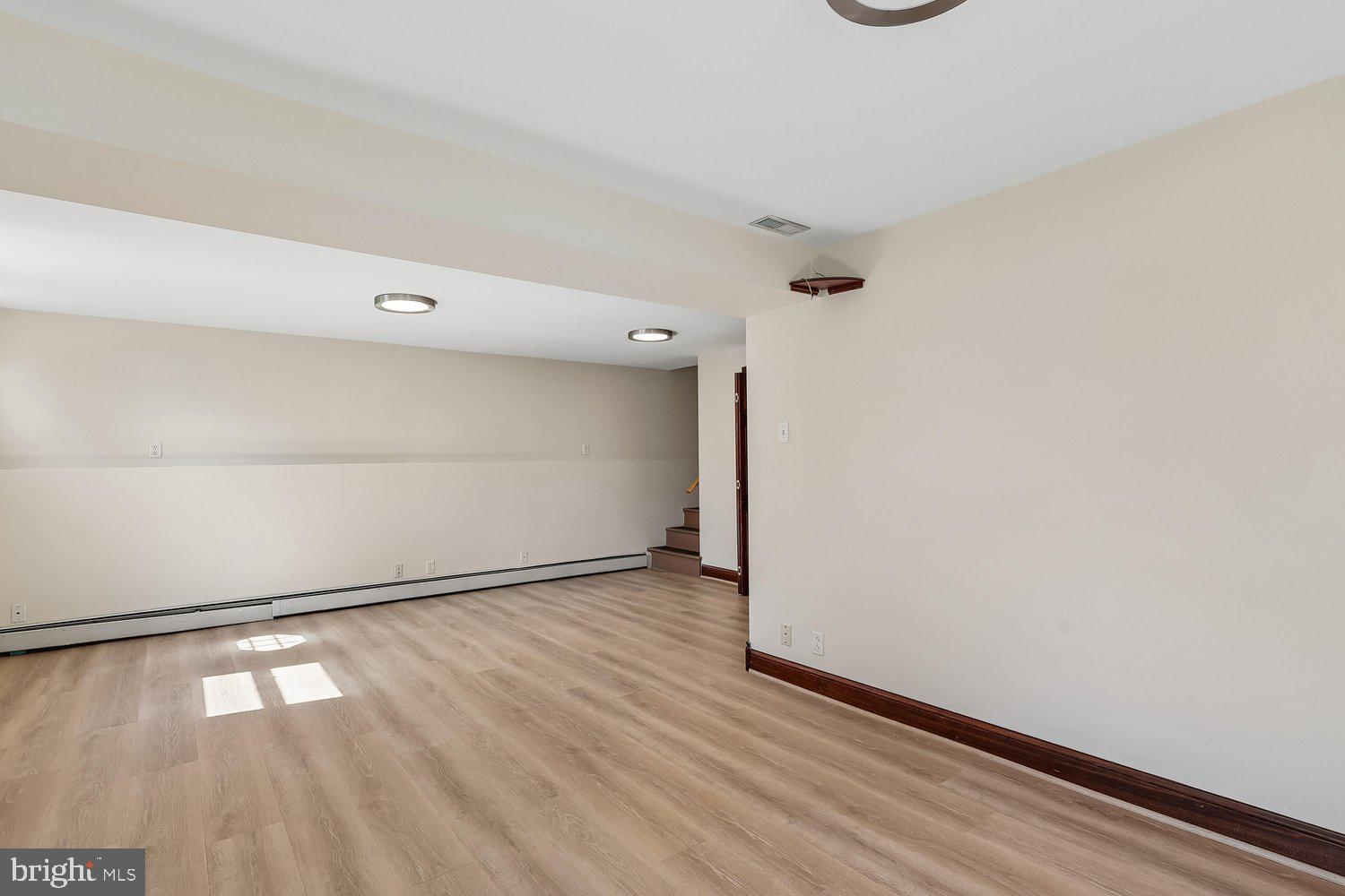 HILLSMERE ESTATES - Residential