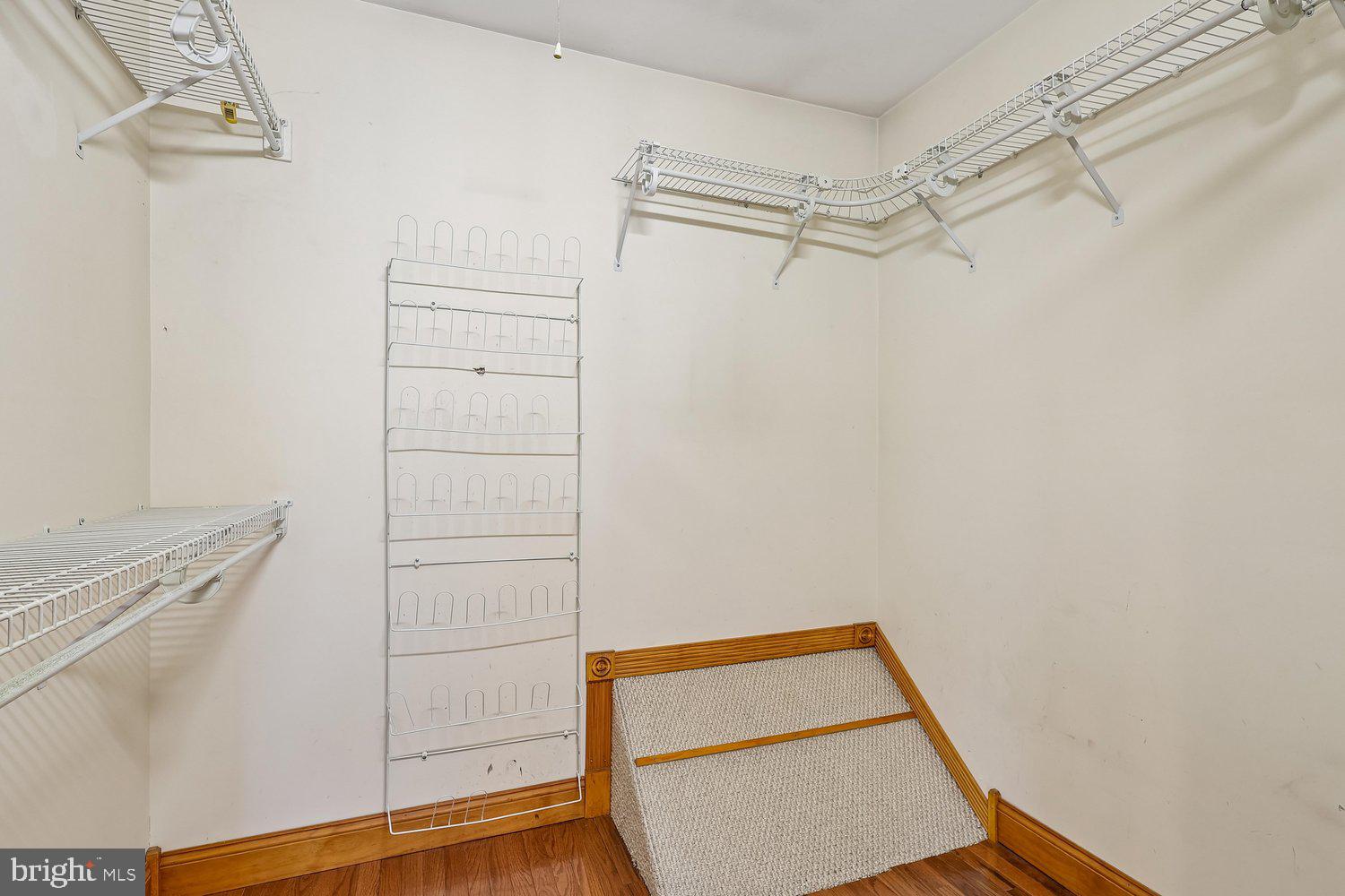 HILLSMERE ESTATES - Residential